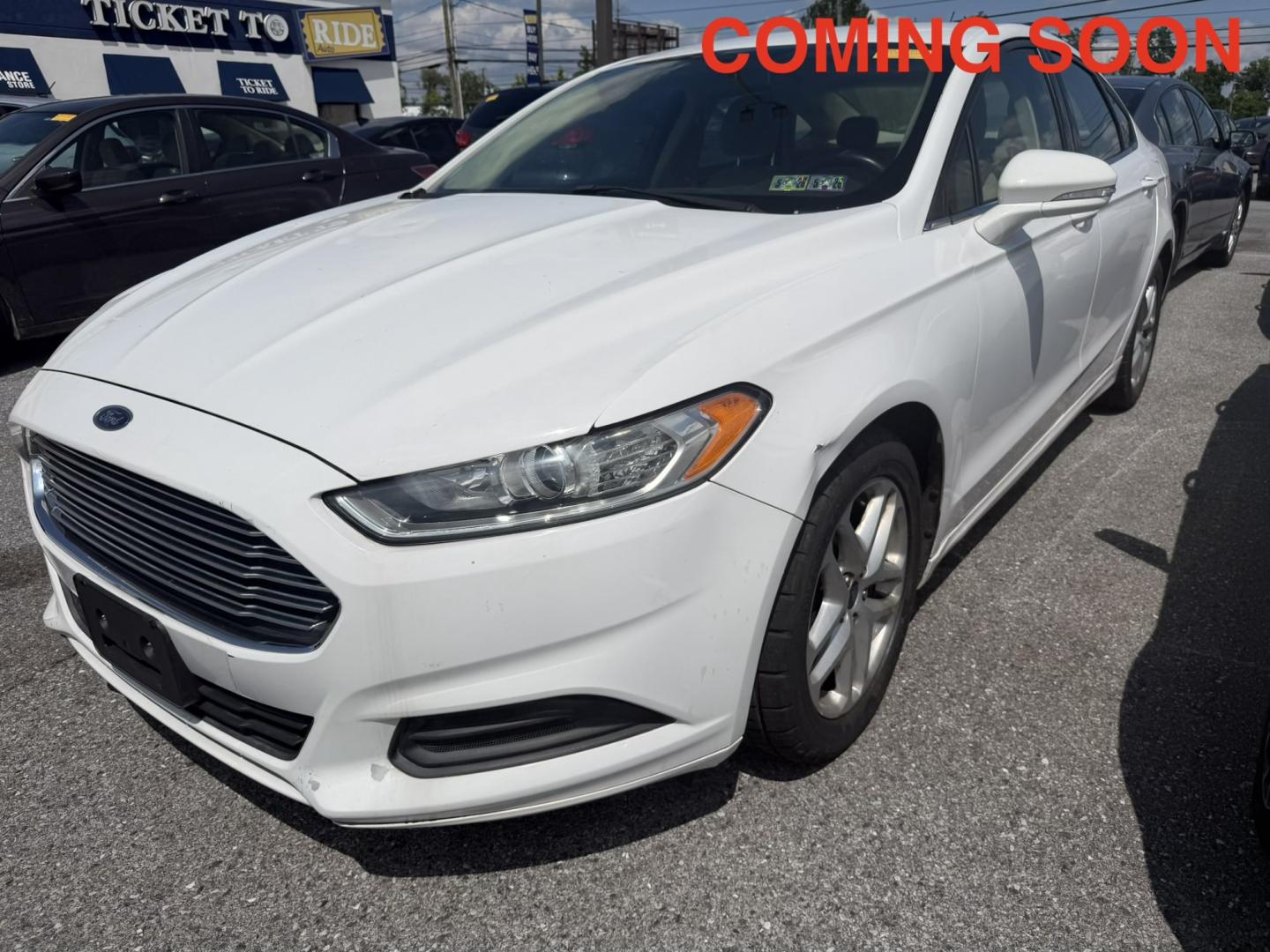2014 WHITE Ford Fusion SE (1FA6P0H77E5) with an 2.5L L4 DOHC 16V engine, located at 1254 Manheim Pike, Lancaster, PA, 17601, (717) 393-9133, 40.062870, -76.323273- Photo#0