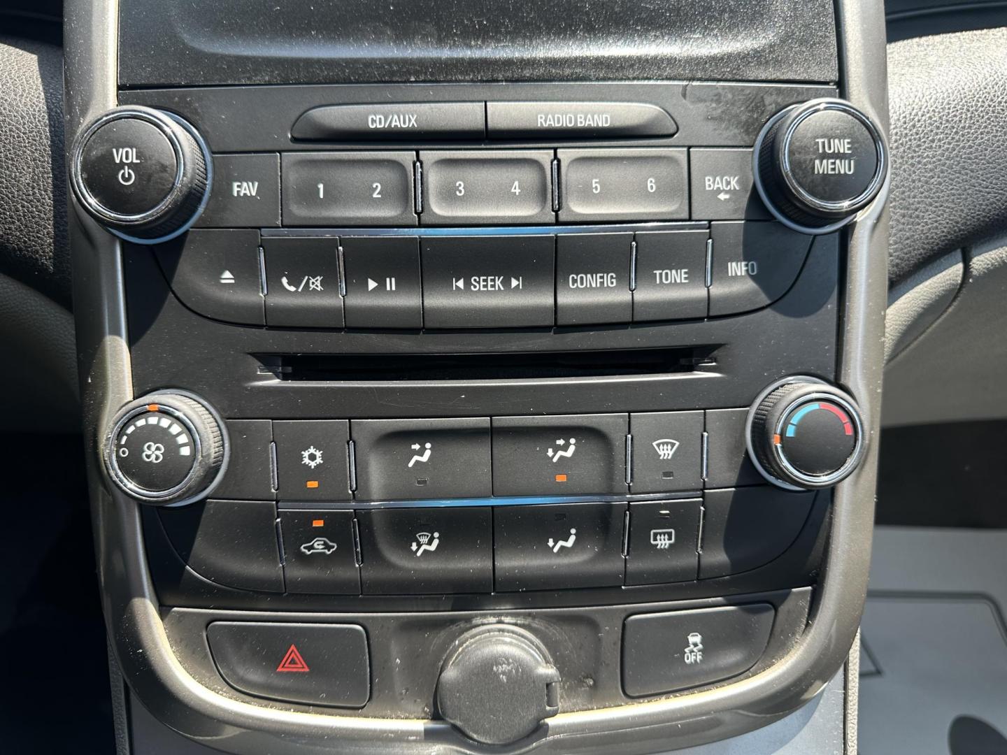 2016 GRAY Chevrolet Malibu Limited LS (1G11B5SA8GF) with an 2.5L L4 DOHC 16V engine, 6A transmission, located at 1254 Manheim Pike, Lancaster, PA, 17601, (717) 393-9133, 40.062870, -76.323273 - Photo#16