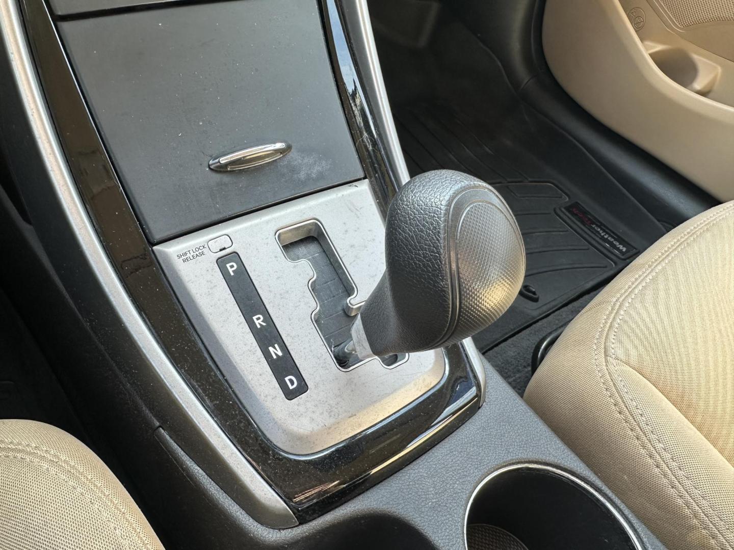 2013 TAUPE Hyundai Elantra Limited (5NPDH4AE7DH) with an 1.8L L4 DOHC 16V engine, 6-Speed Automatic transmission, located at 1254 Manheim Pike, Lancaster, PA, 17601, (717) 393-9133, 40.062870, -76.323273 - Photo#18