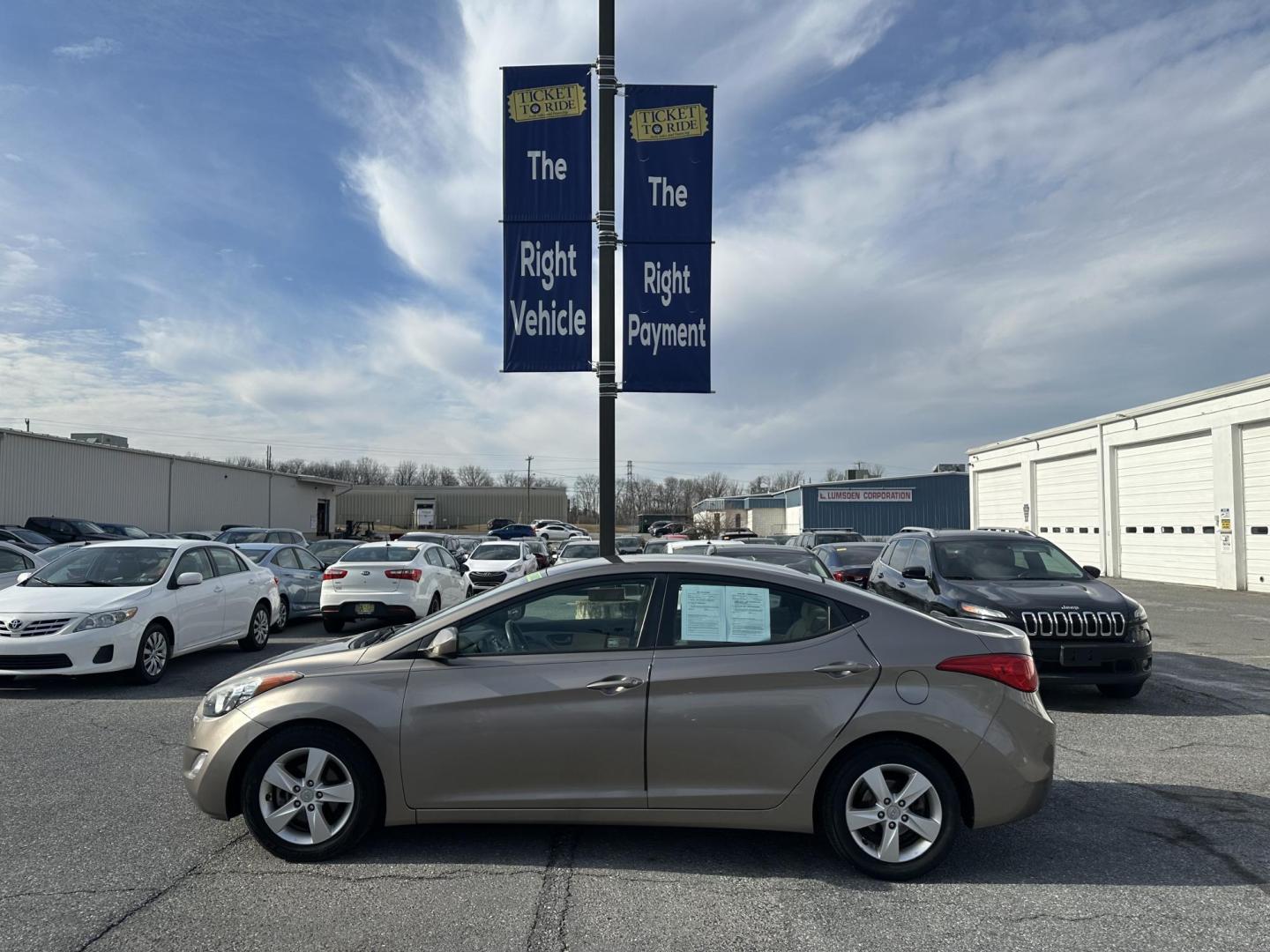2013 TAUPE Hyundai Elantra Limited (5NPDH4AE7DH) with an 1.8L L4 DOHC 16V engine, 6-Speed Automatic transmission, located at 1254 Manheim Pike, Lancaster, PA, 17601, (717) 393-9133, 40.062870, -76.323273 - Photo#7