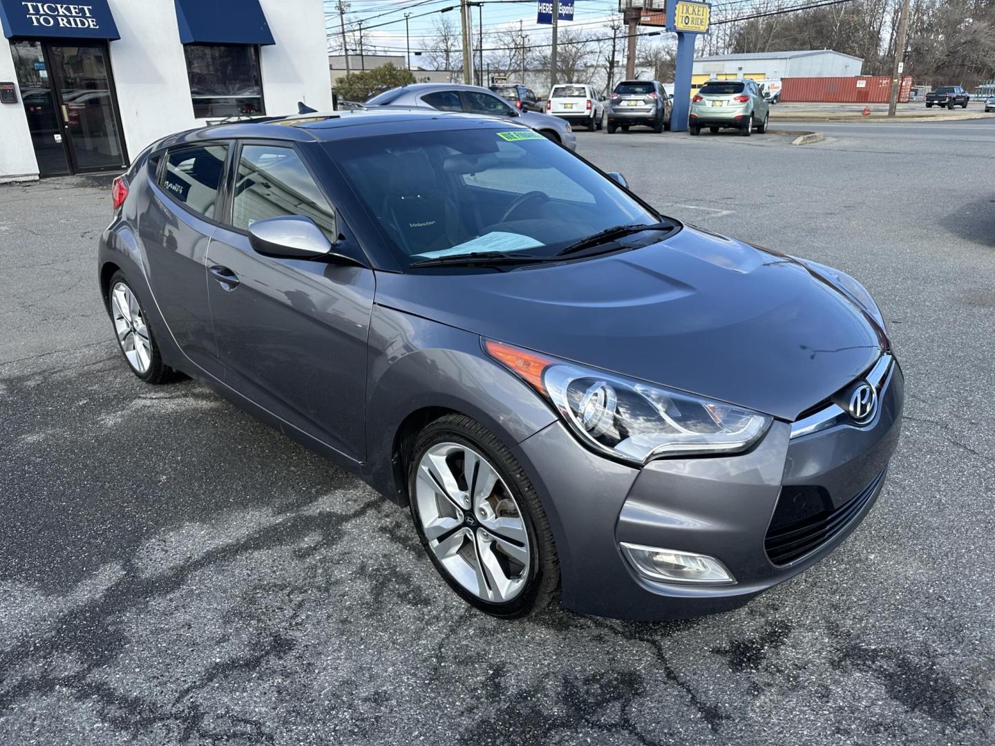 2016 GRAY Hyundai Veloster Base 6MT (KMHTC6AD6GU) with an 1.6L L4 DOHC 16V engine, 6-Speed Manual transmission, located at 1254 Manheim Pike, Lancaster, PA, 17601, (717) 393-9133, 40.062870, -76.323273 - Photo#2
