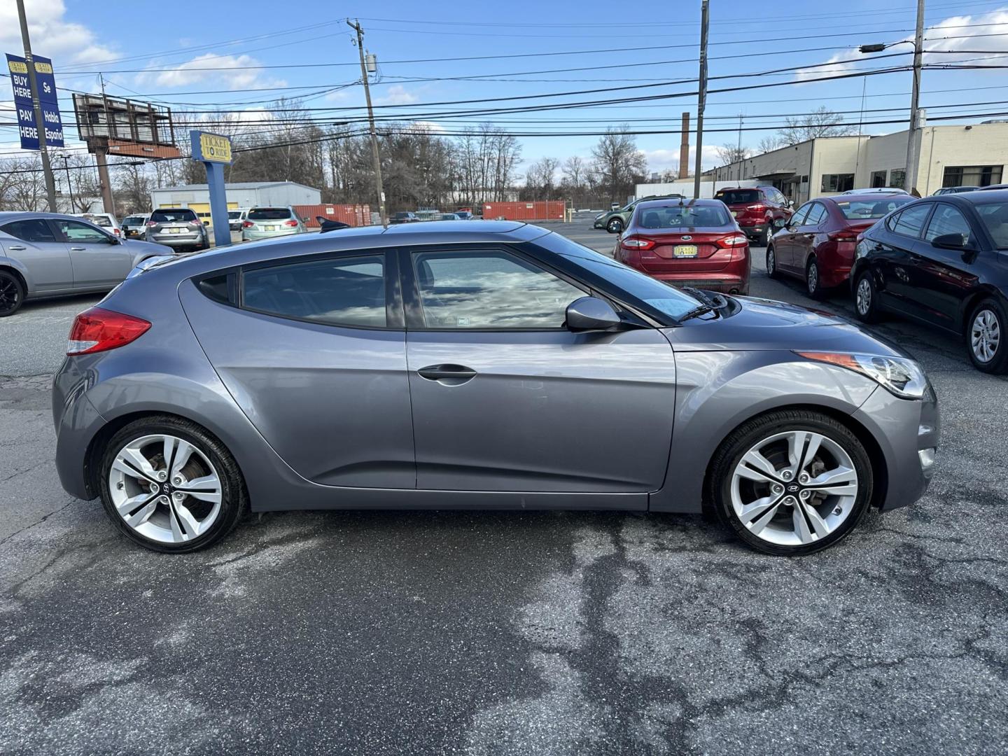 2016 GRAY Hyundai Veloster Base 6MT (KMHTC6AD6GU) with an 1.6L L4 DOHC 16V engine, 6-Speed Manual transmission, located at 1254 Manheim Pike, Lancaster, PA, 17601, (717) 393-9133, 40.062870, -76.323273 - Photo#3