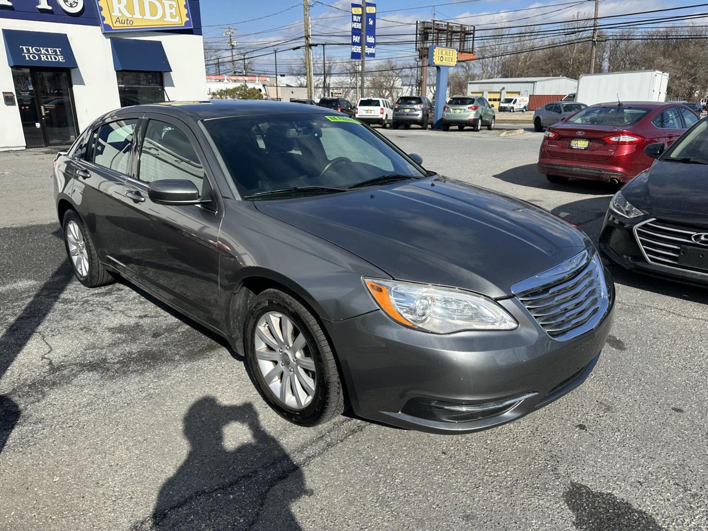 2013 GRAY Chrysler 200 Touring (1C3CCBBB6DN) with an 2.4L L4 DOHC 16V engine, 6-Speed Automatic transmission, located at 1254 Manheim Pike, Lancaster, PA, 17601, (717) 393-9133, 40.062870, -76.323273 - Photo#2