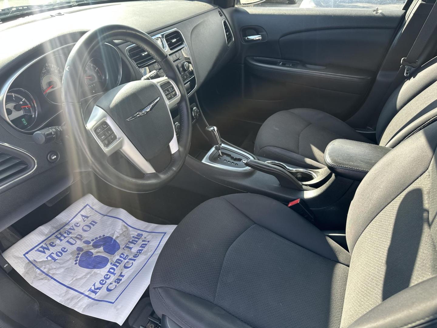 2013 GRAY Chrysler 200 Touring (1C3CCBBB6DN) with an 2.4L L4 DOHC 16V engine, 6-Speed Automatic transmission, located at 1254 Manheim Pike, Lancaster, PA, 17601, (717) 393-9133, 40.062870, -76.323273 - Photo#8