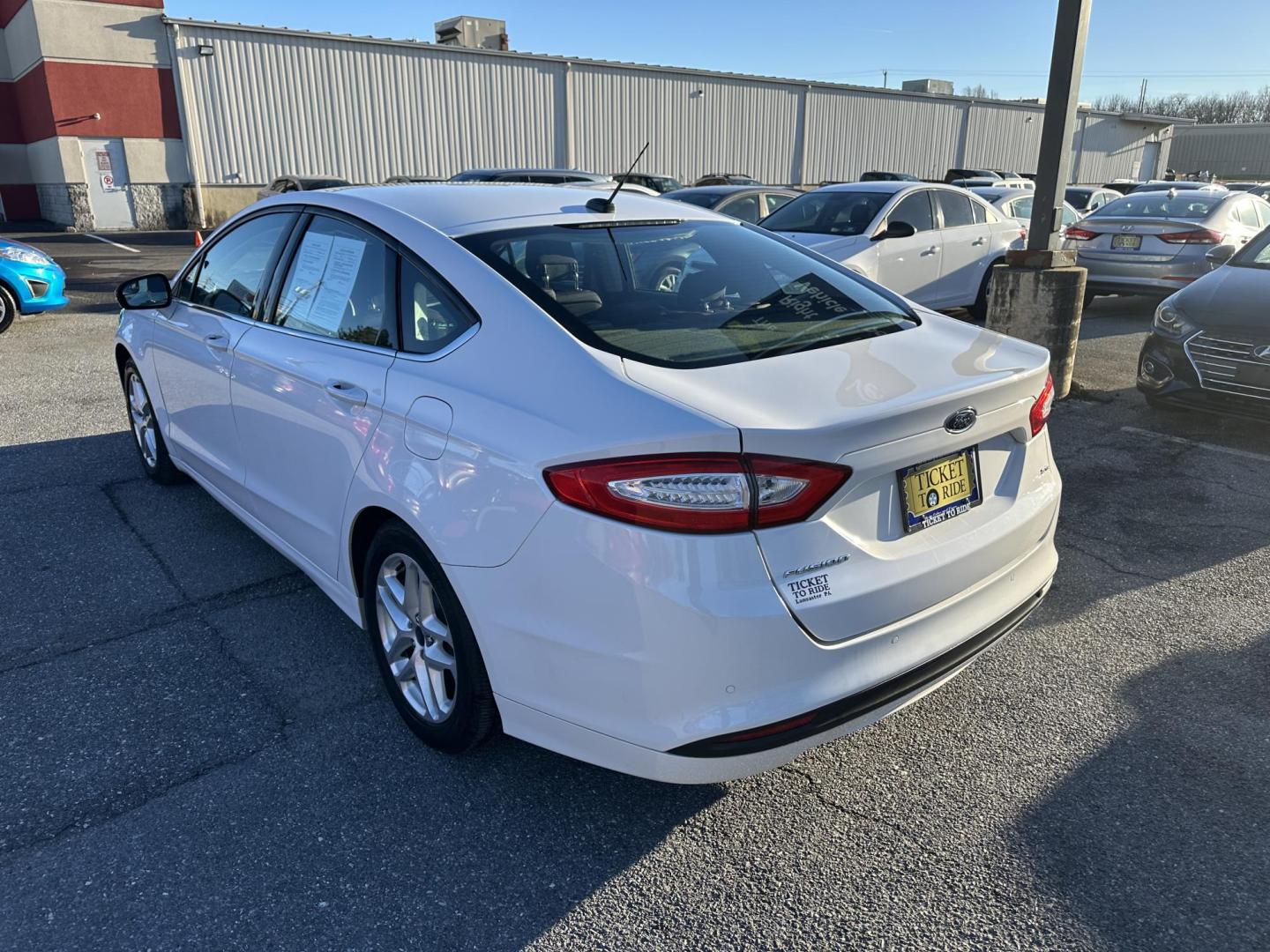 2014 WHITE Ford Fusion SE (1FA6P0H72E5) with an 2.5L L4 DOHC 16V engine, located at 1254 Manheim Pike, Lancaster, PA, 17601, (717) 393-9133, 40.062870, -76.323273 - Photo#6