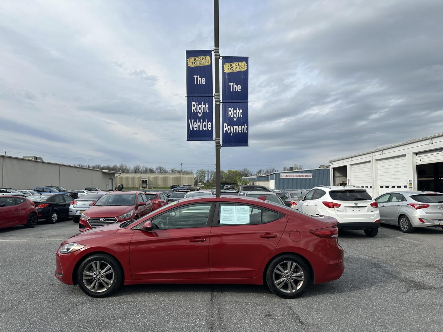 2017 RED Hyundai Elantra Limited (5NPD84LF8HH) with an 1.8L L4 DOHC 16V engine, 6A transmission, located at 1254 Manheim Pike, Lancaster, PA, 17601, (717) 393-9133, 40.062870, -76.323273 - Photo#4