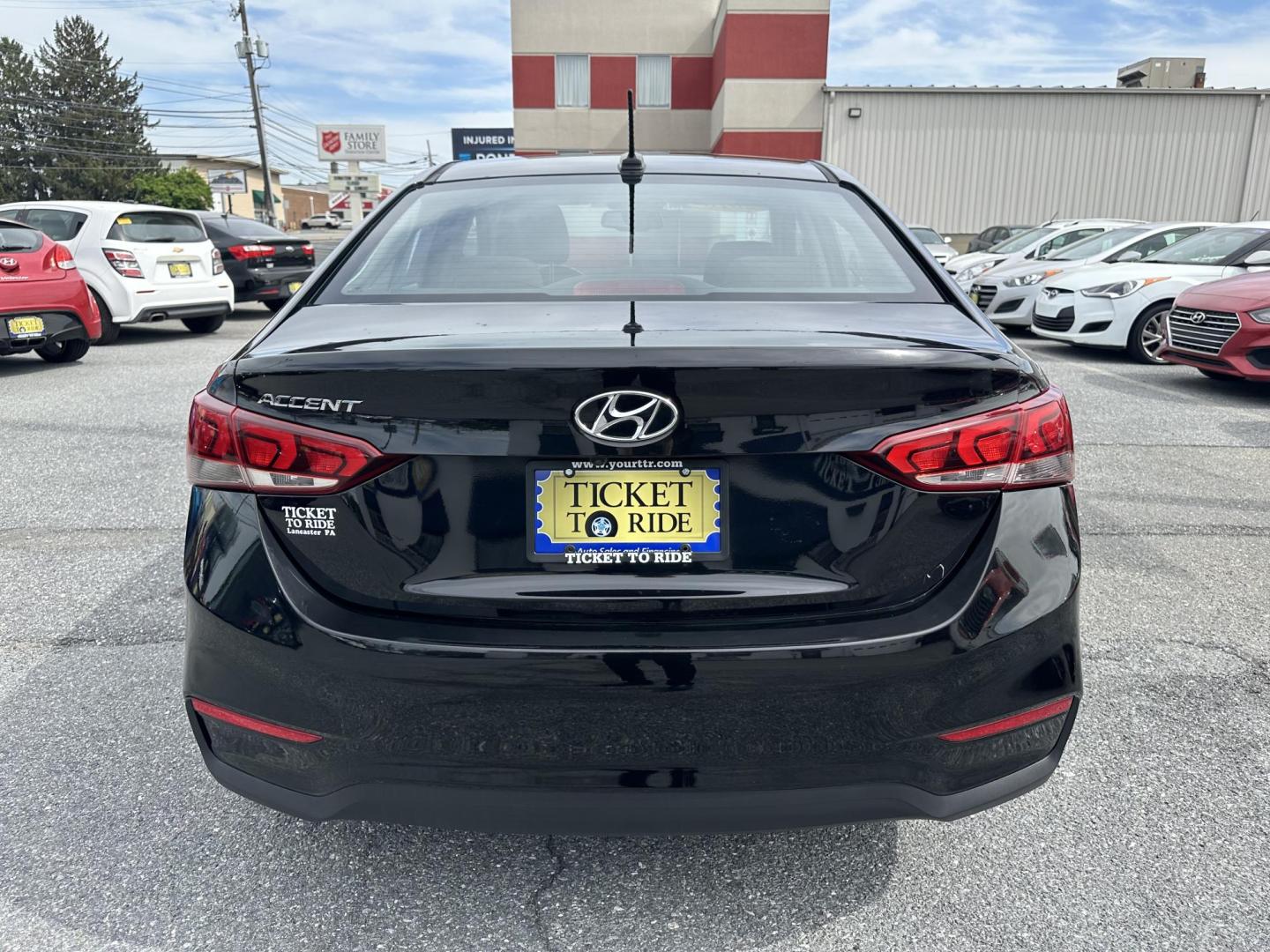 2018 BLACK Hyundai Accent Limited 4-Door 6A (3KPC34A35JE) with an 1.6L L4 DOHC 16V engine, 6A transmission, located at 1254 Manheim Pike, Lancaster, PA, 17601, (717) 393-9133, 40.062870, -76.323273 - Photo#4