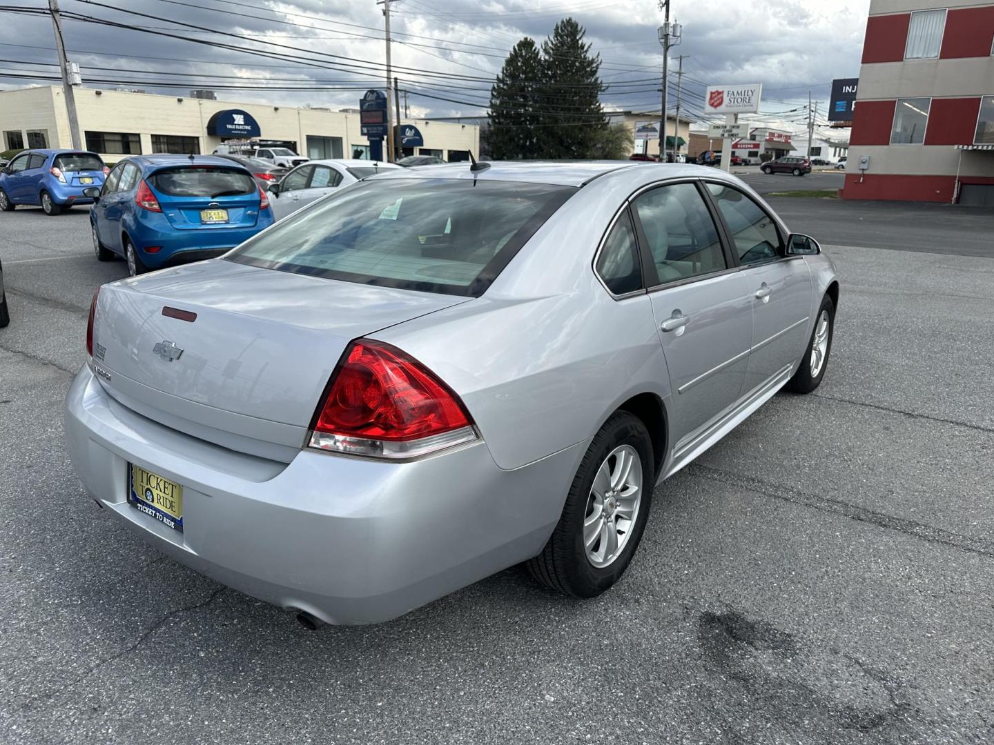 2013 SILVER Chevrolet Impala LS (2G1WA5E33D1) with an 3.6L V6 DOHC 16V FFV engine, 6-Speed Automatic transmission, located at 1254 Manheim Pike, Lancaster, PA, 17601, (717) 393-9133, 40.062870, -76.323273 - Photo#4