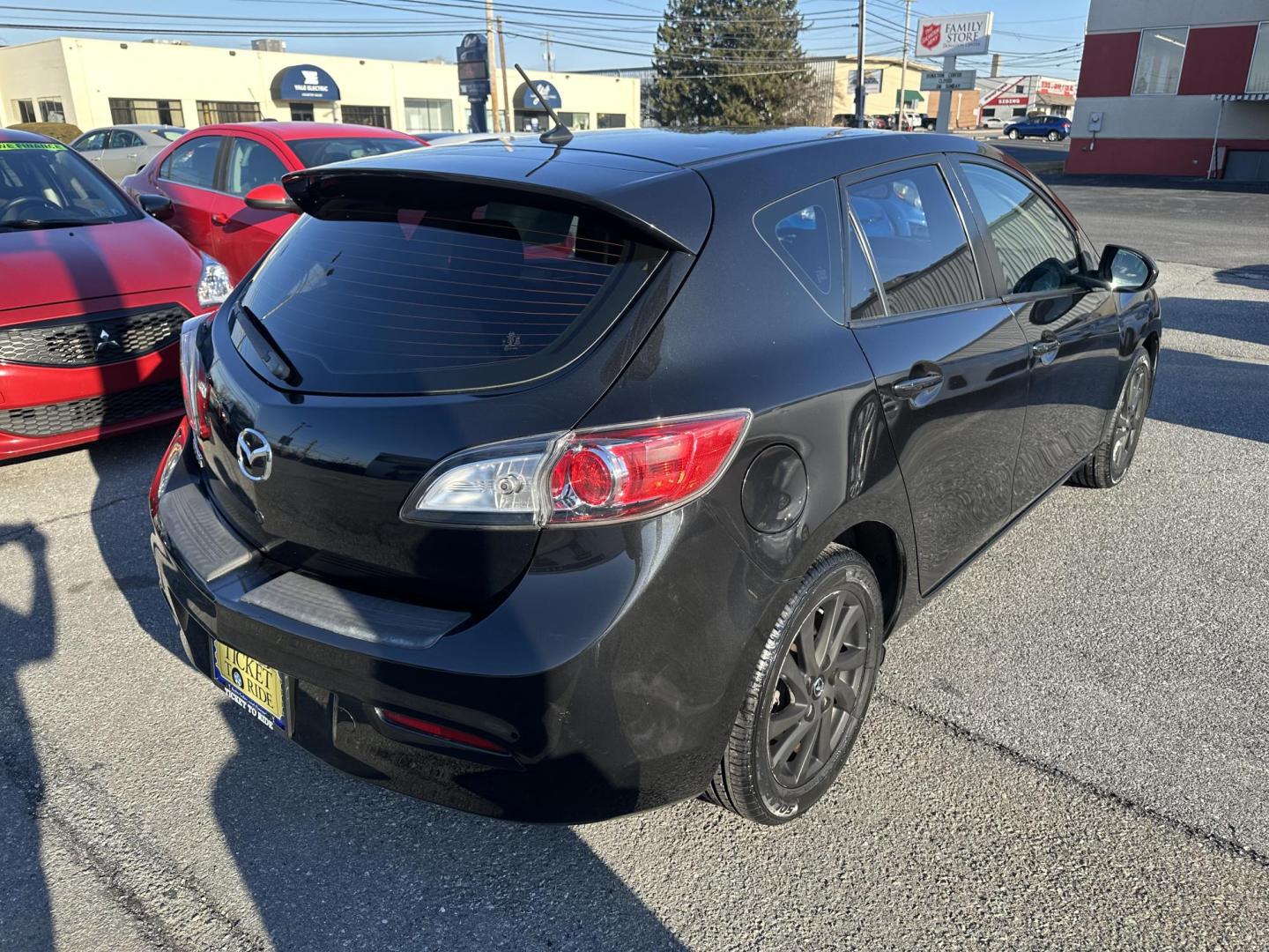 2013 BLACK* Mazda MAZDA3 i Touring MT 5-Door (JM1BL1LP3D1) with an 2.0L L4 DOHC 16V engine, 5-Speed Manual transmission, located at 1254 Manheim Pike, Lancaster, PA, 17601, (717) 393-9133, 40.062870, -76.323273 - Photo#6