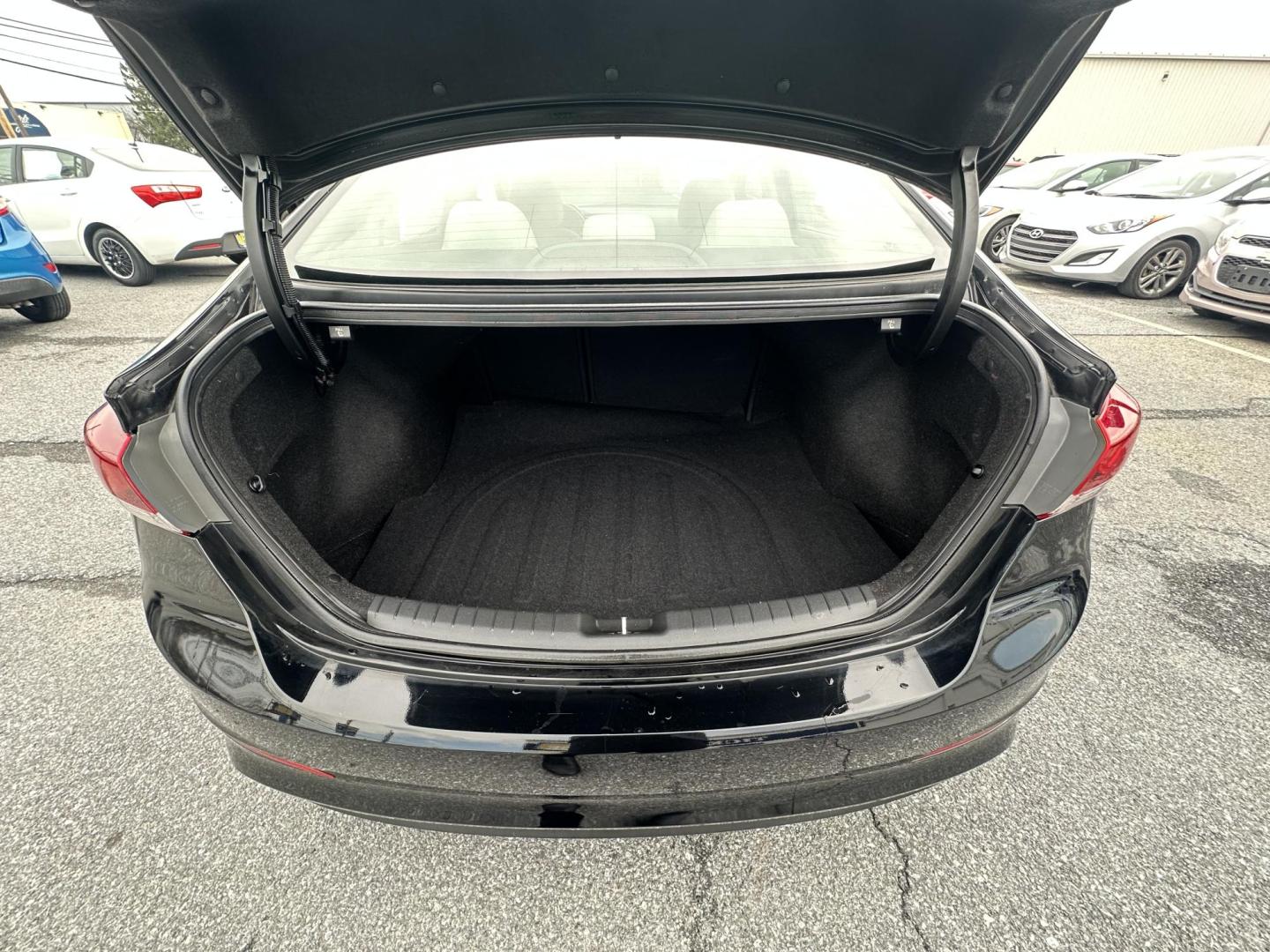 2017 BLACK Hyundai Elantra Limited (5NPD84LFXHH) with an 1.8L L4 DOHC 16V engine, 6A transmission, located at 1254 Manheim Pike, Lancaster, PA, 17601, (717) 393-9133, 40.062870, -76.323273 - Photo#12