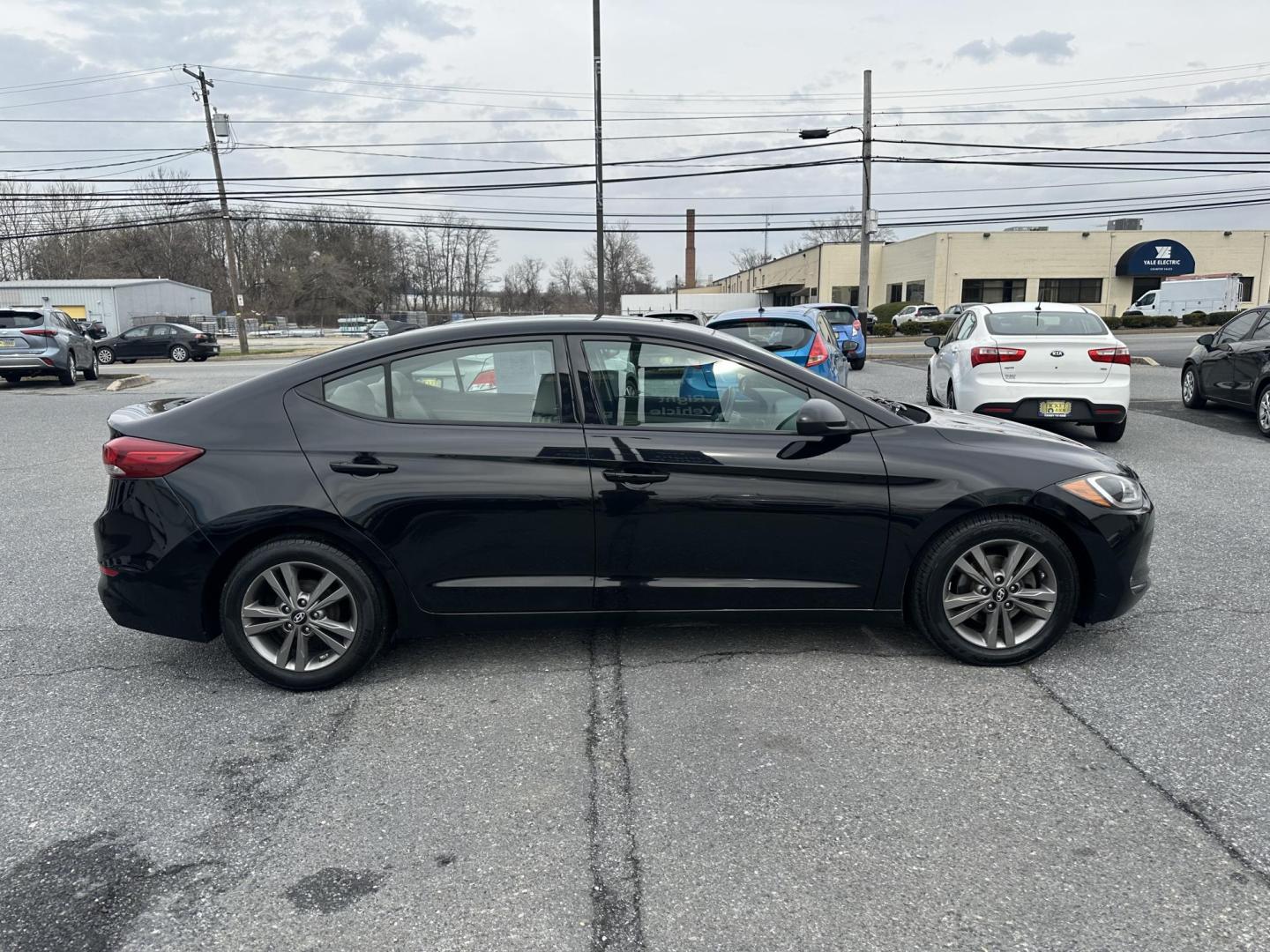 2017 BLACK Hyundai Elantra Limited (5NPD84LFXHH) with an 1.8L L4 DOHC 16V engine, 6A transmission, located at 1254 Manheim Pike, Lancaster, PA, 17601, (717) 393-9133, 40.062870, -76.323273 - Photo#2