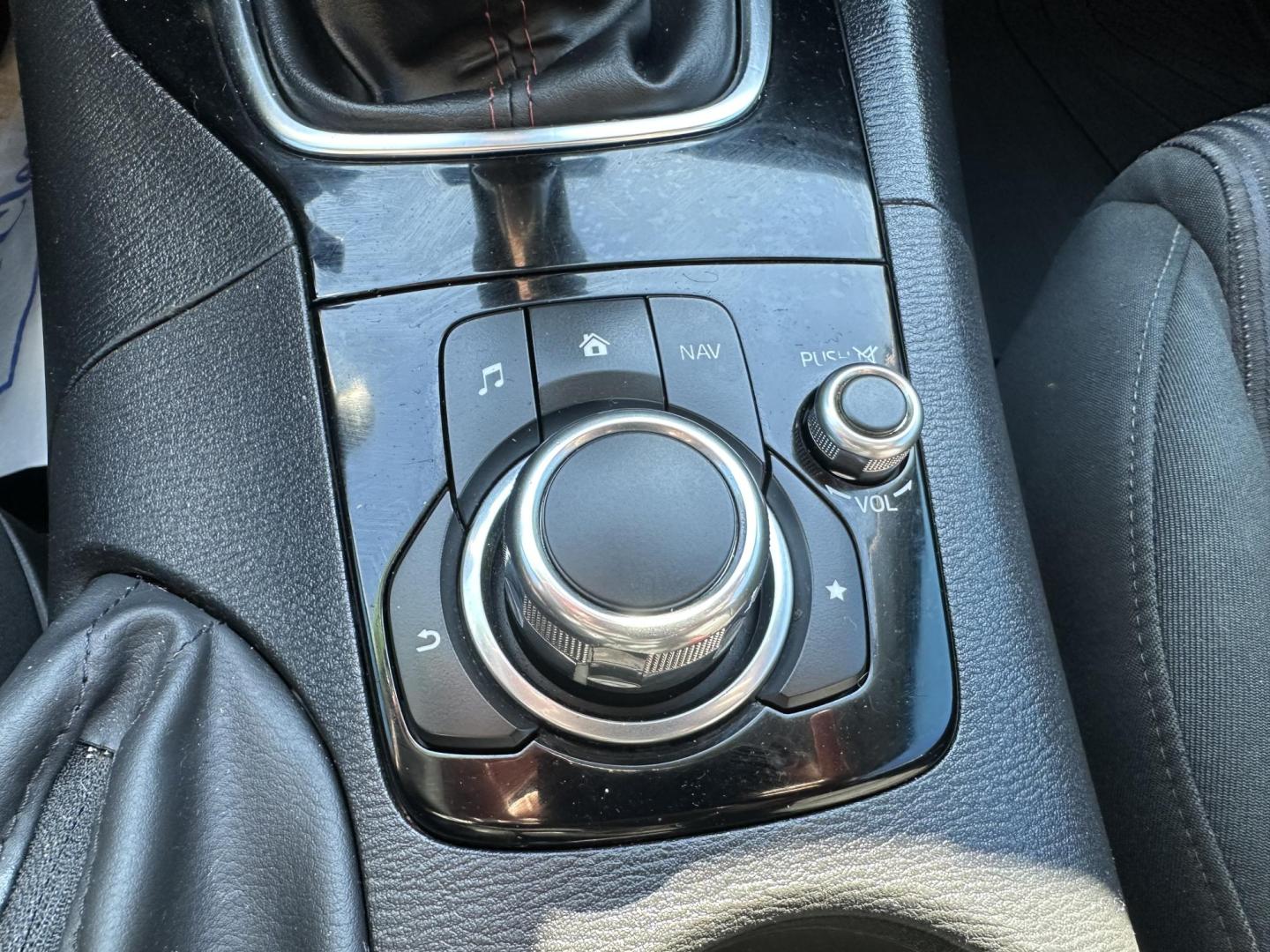 2015 BLACK Mazda MAZDA3 i Touring AT 5-Door (3MZBM1L72FM) with an 2.0L L4 DOHC 16V engine, 6-Speed Automatic transmission, located at 1254 Manheim Pike, Lancaster, PA, 17601, (717) 393-9133, 40.062870, -76.323273 - Photo#20
