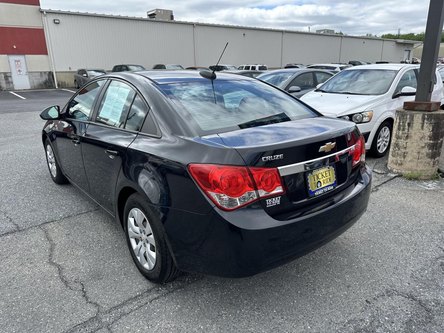 2016 DARK GRAY Chevrolet Cruze Limited LS Auto (1G1PC5SG1G7) with an 1.8L L4 DOHC 16V FFV engine, 6A transmission, located at 1254 Manheim Pike, Lancaster, PA, 17601, (717) 393-9133, 40.062870, -76.323273 - Photo#8