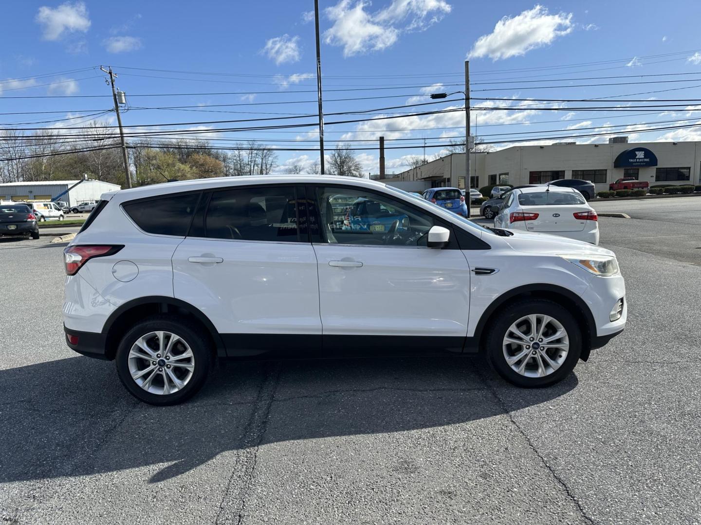 2017 WHITE Ford Escape SE FWD (1FMCU0GD0HU) with an 1.5L L4 DOHC 16V engine, 6A transmission, located at 1254 Manheim Pike, Lancaster, PA, 17601, (717) 393-9133, 40.062870, -76.323273 - Photo#1
