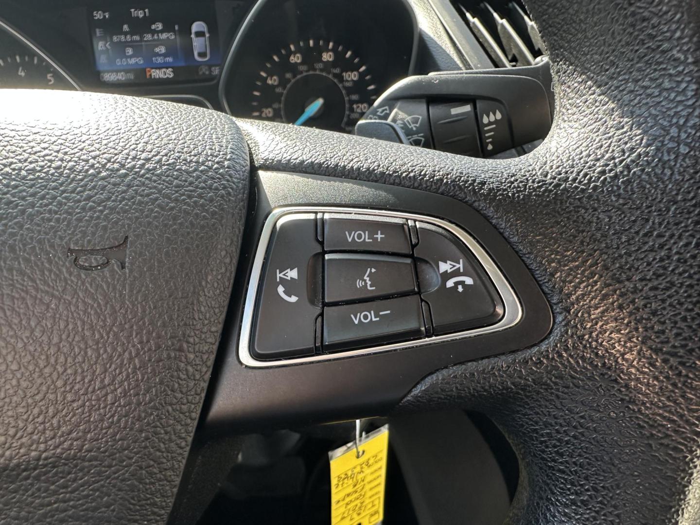 2017 WHITE Ford Escape SE FWD (1FMCU0GD0HU) with an 1.5L L4 DOHC 16V engine, 6A transmission, located at 1254 Manheim Pike, Lancaster, PA, 17601, (717) 393-9133, 40.062870, -76.323273 - Photo#15
