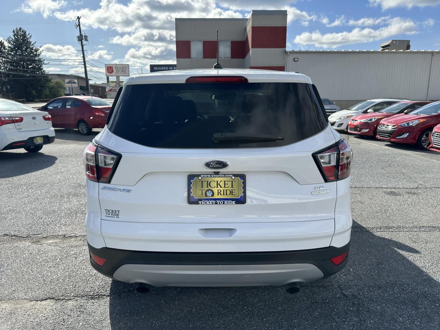 2017 WHITE Ford Escape SE FWD (1FMCU0GD0HU) with an 1.5L L4 DOHC 16V engine, 6A transmission, located at 1254 Manheim Pike, Lancaster, PA, 17601, (717) 393-9133, 40.062870, -76.323273 - Photo#5