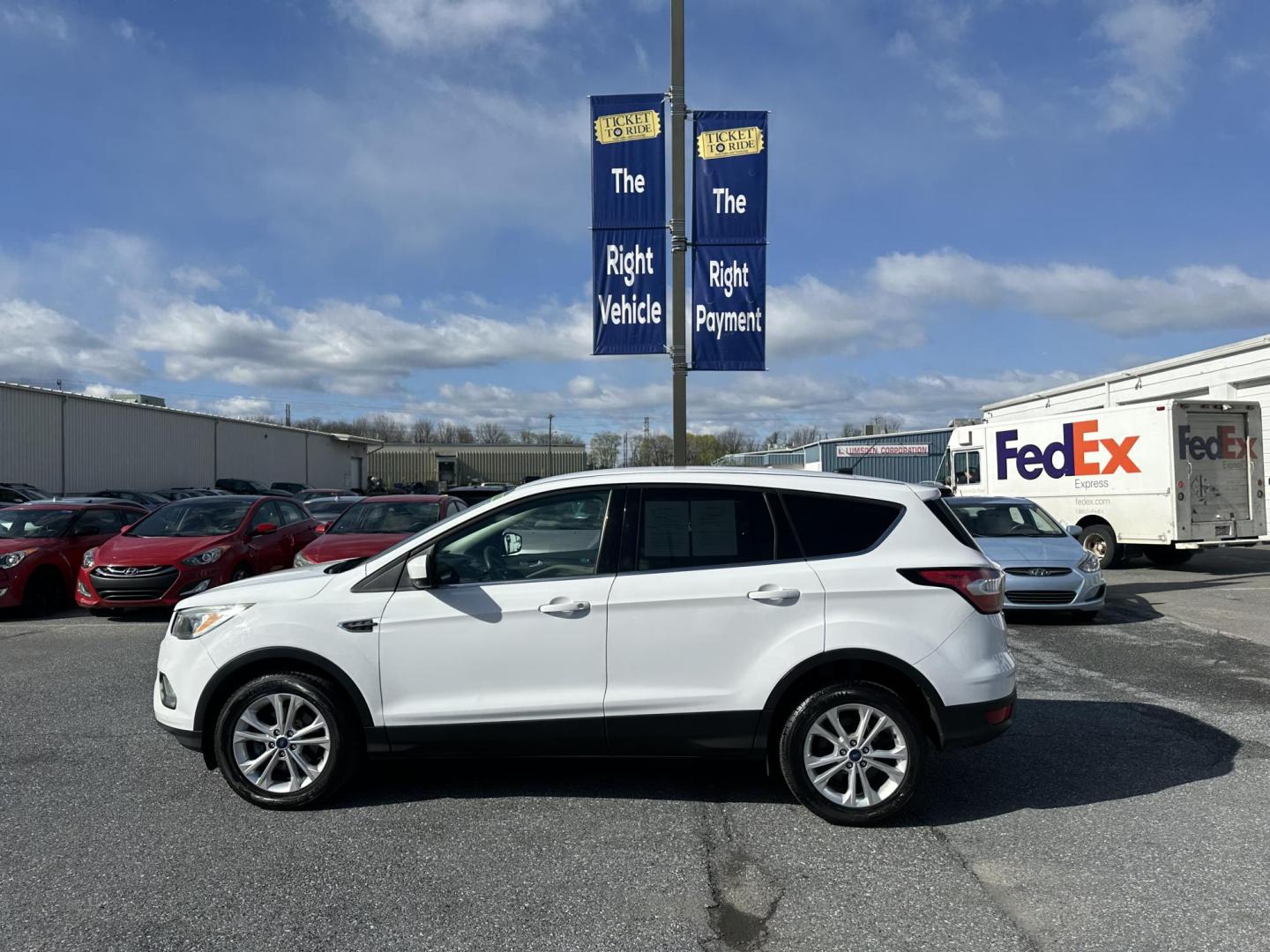 2017 WHITE Ford Escape SE FWD (1FMCU0GD0HU) with an 1.5L L4 DOHC 16V engine, 6A transmission, located at 1254 Manheim Pike, Lancaster, PA, 17601, (717) 393-9133, 40.062870, -76.323273 - Photo#9