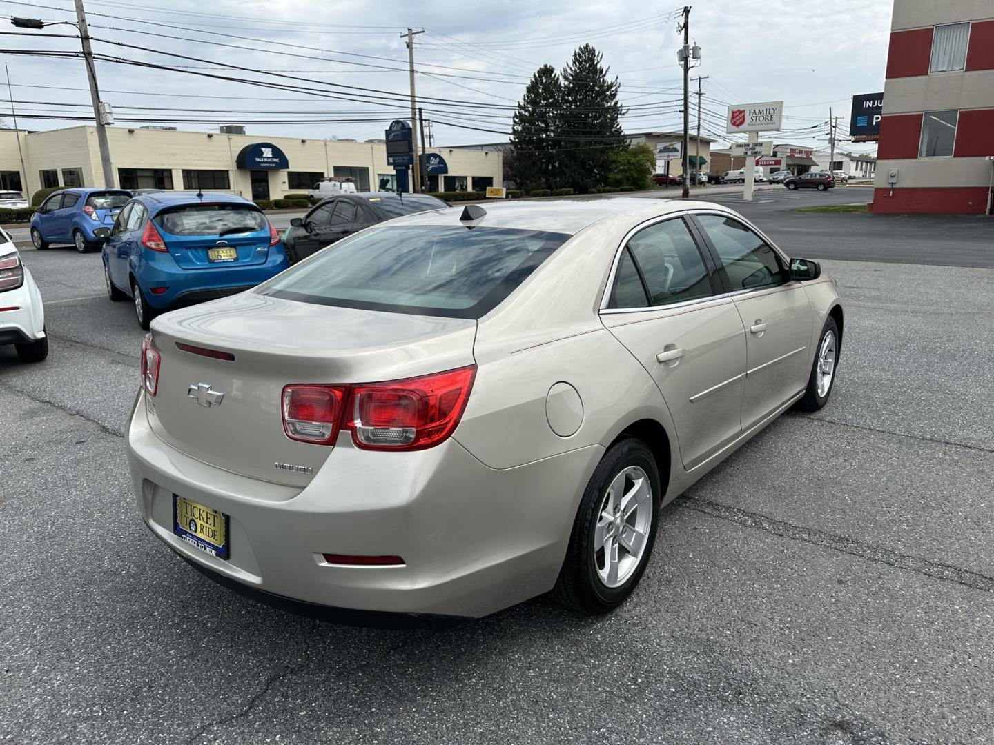 2013 GOLD Chevrolet Malibu LS (1G11B5SA7DF) with an 2.5L L4 DOHC 16V engine, 6-Speed Automatic transmission, located at 1254 Manheim Pike, Lancaster, PA, 17601, (717) 393-9133, 40.062870, -76.323273 - Photo#6