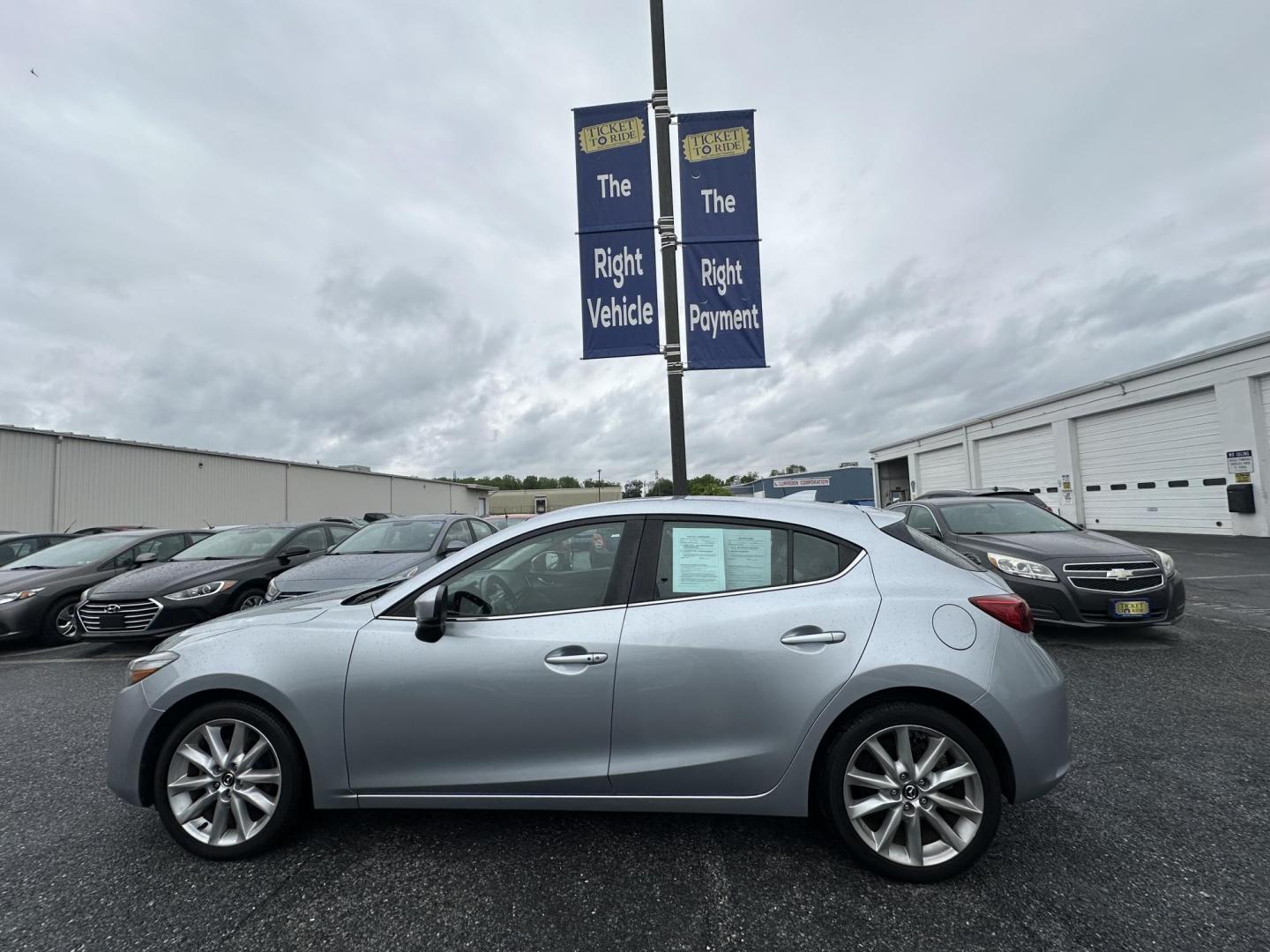 2017 SILVER Mazda MAZDA3 s Grand Touring MT 5-Door (3MZBN1M3XHM) with an 2.5L L4 DOHC 16V engine, 6M transmission, located at 1254 Manheim Pike, Lancaster, PA, 17601, (717) 393-9133, 40.062870, -76.323273 - Photo#7