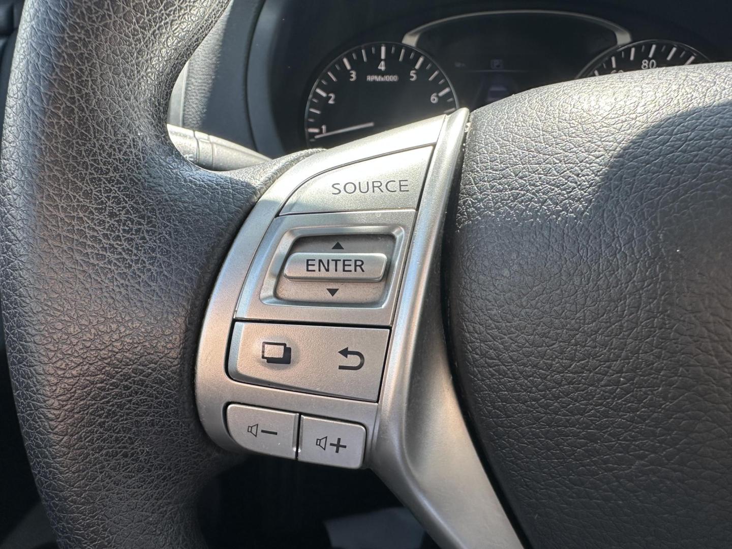 2016 GRAY Nissan Altima 2.5 SL (1N4AL3APXGC) with an 2.5L L4 DOHC 16V engine, CVT transmission, located at 1254 Manheim Pike, Lancaster, PA, 17601, (717) 393-9133, 40.062870, -76.323273 - Photo#10