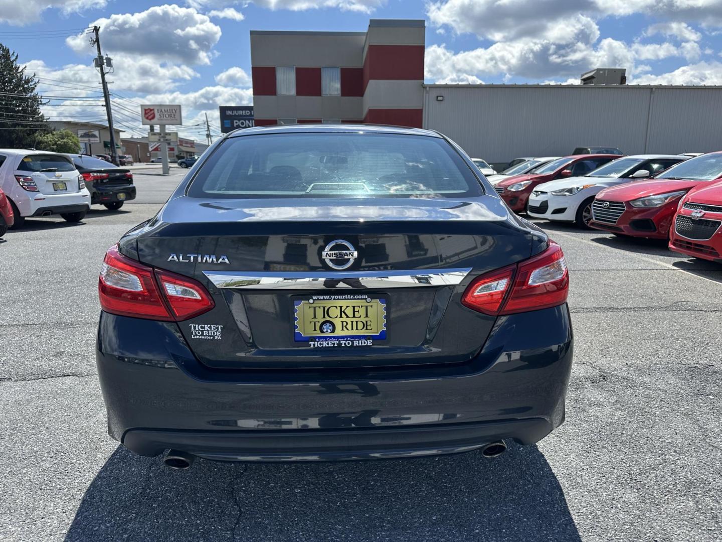 2016 GRAY Nissan Altima 2.5 SL (1N4AL3APXGC) with an 2.5L L4 DOHC 16V engine, CVT transmission, located at 1254 Manheim Pike, Lancaster, PA, 17601, (717) 393-9133, 40.062870, -76.323273 - Photo#6
