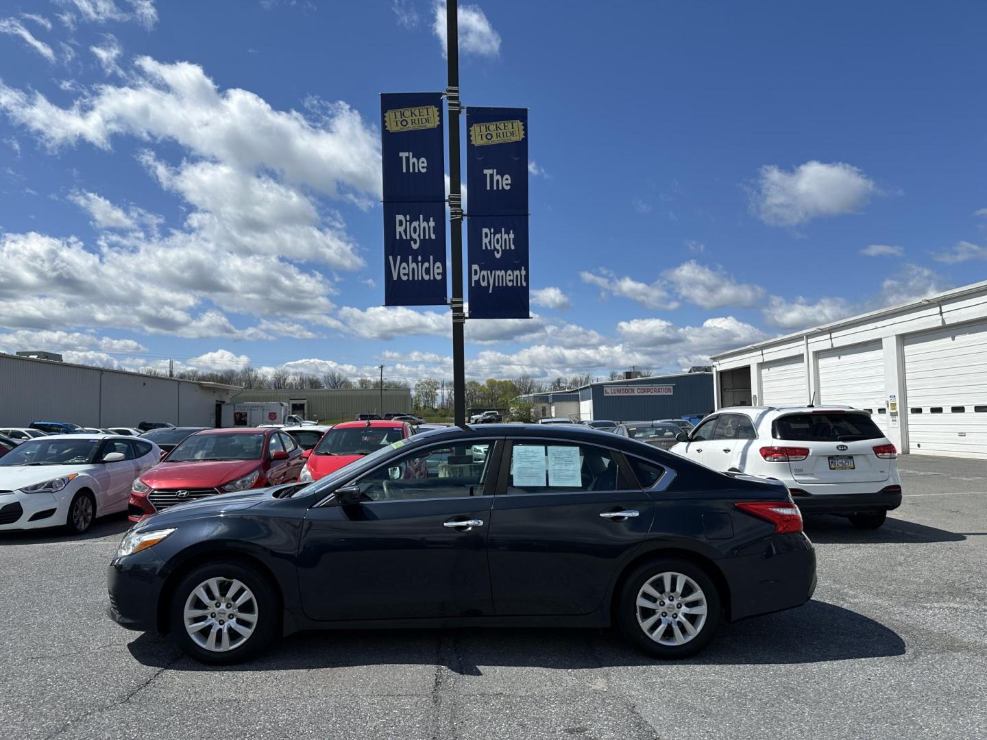 2016 GRAY Nissan Altima 2.5 SL (1N4AL3APXGC) with an 2.5L L4 DOHC 16V engine, CVT transmission, located at 1254 Manheim Pike, Lancaster, PA, 17601, (717) 393-9133, 40.062870, -76.323273 - Photo#7
