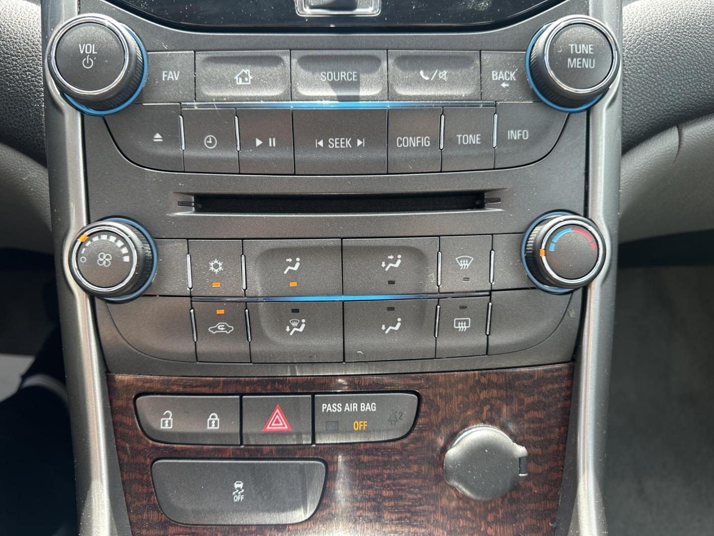 2013 BLUE Chevrolet Malibu 1LT (1G11C5SA3DU) with an 2.5L L4 DOHC 16V engine, 6-Speed Automatic transmission, located at 1254 Manheim Pike, Lancaster, PA, 17601, (717) 393-9133, 40.062870, -76.323273 - Photo#16