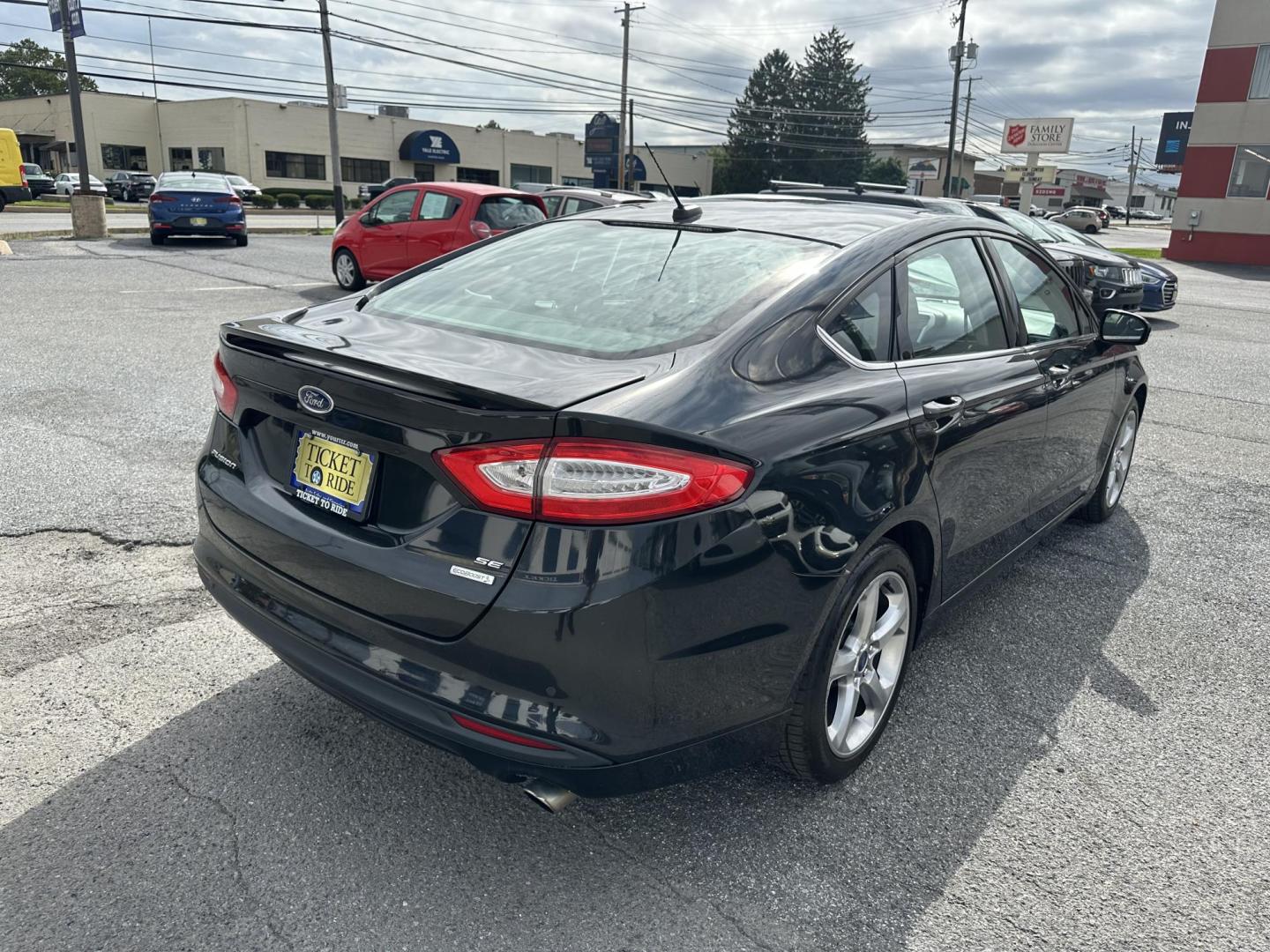 2013 BLACK Ford Fusion SE (3FA6P0HR3DR) with an 1.6L L4 DOHC 16V engine, located at 1254 Manheim Pike, Lancaster, PA, 17601, (717) 393-9133, 40.062870, -76.323273 - Photo#4
