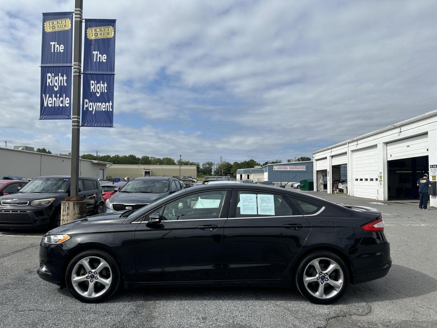 2013 BLACK Ford Fusion SE (3FA6P0HR3DR) with an 1.6L L4 DOHC 16V engine, located at 1254 Manheim Pike, Lancaster, PA, 17601, (717) 393-9133, 40.062870, -76.323273 - Photo#5