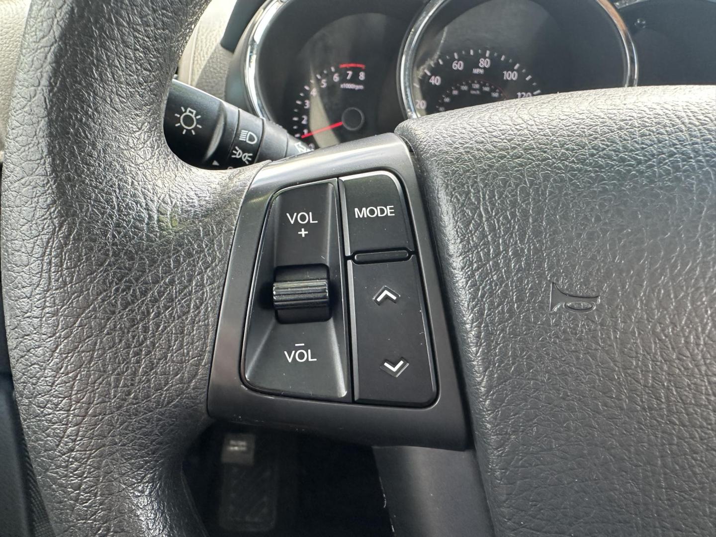 2013 SILVER Kia Sorento LX 2WD (5XYKT3A68DG) with an 2.4L L4 DOHC 16V engine, 6-Speed Automatic transmission, located at 1254 Manheim Pike, Lancaster, PA, 17601, (717) 393-9133, 40.062870, -76.323273 - Photo#10