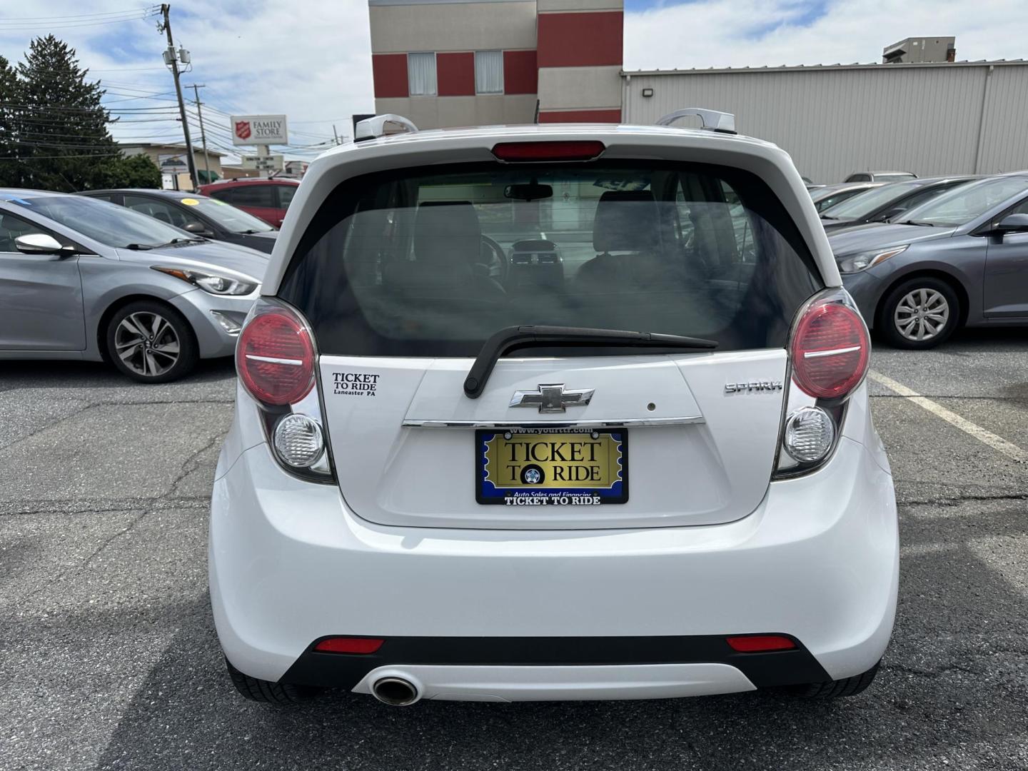2015 WHITE Chevrolet Spark 2LT CVT (KL8CF6S97FC) with an 1.2L L4 16V DOHC engine, Continuously Variable Transmission transmission, located at 1254 Manheim Pike, Lancaster, PA, 17601, (717) 393-9133, 40.062870, -76.323273 - Photo#5