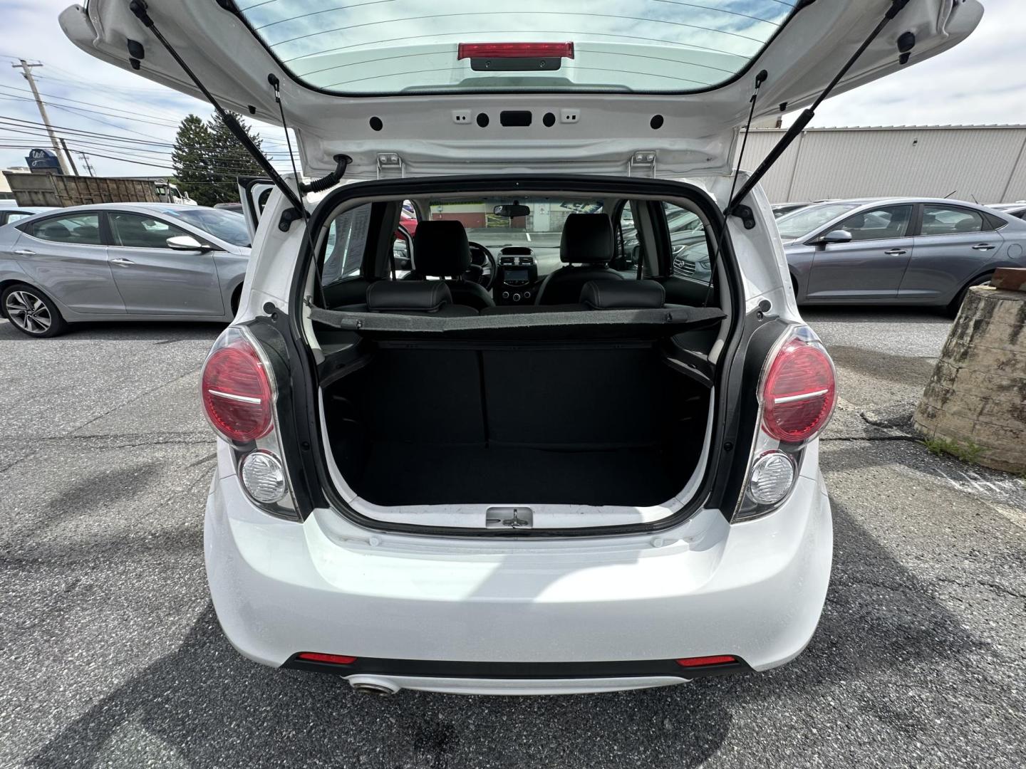 2015 WHITE Chevrolet Spark 2LT CVT (KL8CF6S97FC) with an 1.2L L4 16V DOHC engine, Continuously Variable Transmission transmission, located at 1254 Manheim Pike, Lancaster, PA, 17601, (717) 393-9133, 40.062870, -76.323273 - Photo#11