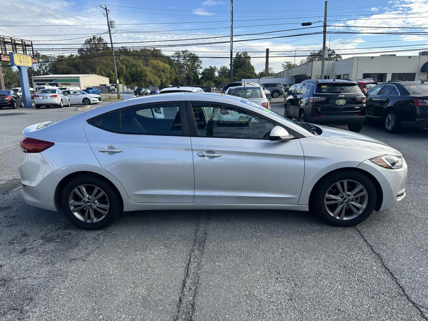2017 SILVER Hyundai Elantra Limited (5NPD84LFXHH) with an 1.8L L4 DOHC 16V engine, 6A transmission, located at 1254 Manheim Pike, Lancaster, PA, 17601, (717) 393-9133, 40.062870, -76.323273 - Photo#3