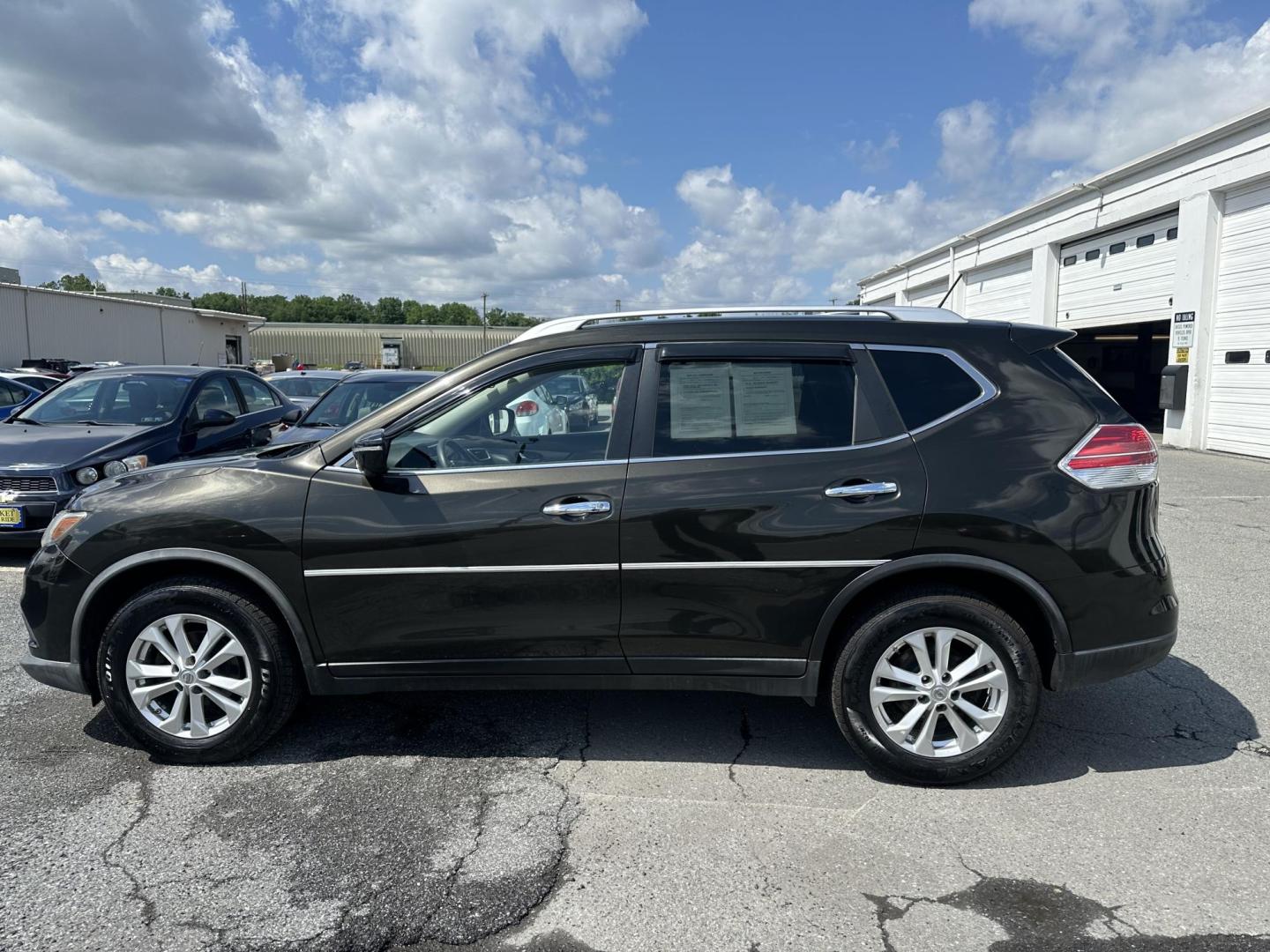 2015 DK GREEN Nissan Rogue S AWD (KNMAT2MV7FP) with an 2.5L L4 DOHC 16V engine, Continuously Variable Transmission transmission, located at 1254 Manheim Pike, Lancaster, PA, 17601, (717) 393-9133, 40.062870, -76.323273 - Photo#5
