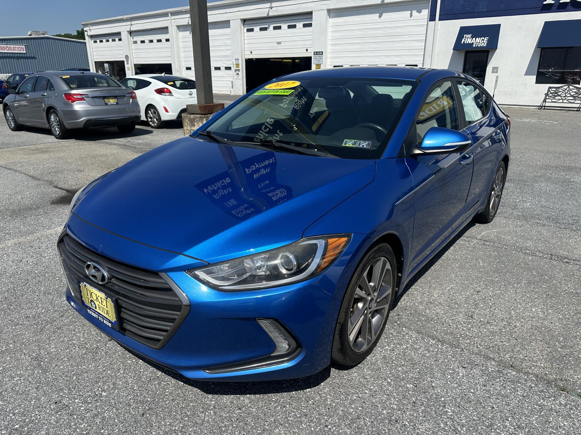 photo of 2017 Hyundai Elantra Limited