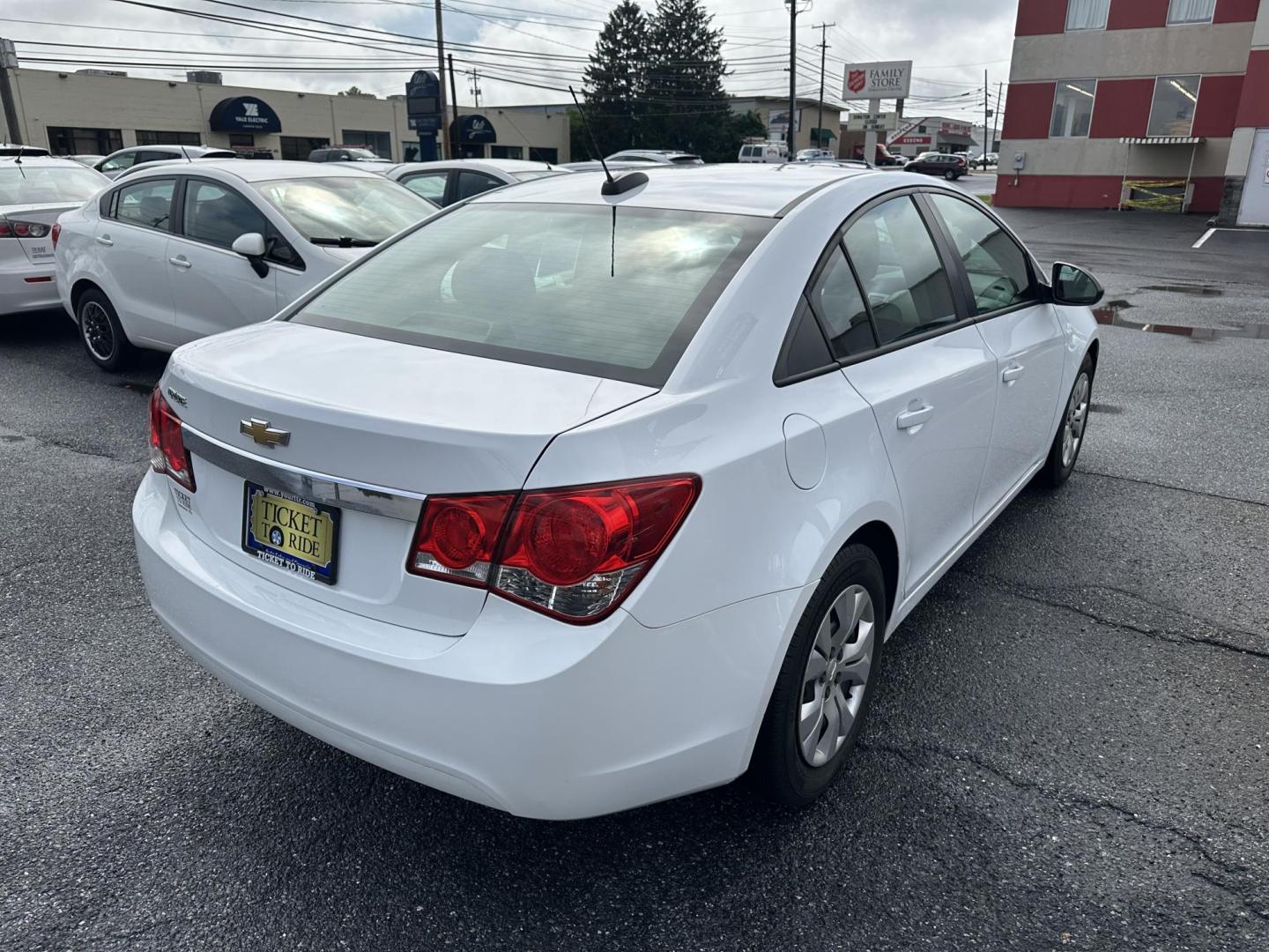 2015 WHITE Chevrolet Cruze LS Auto (1G1PA5SG6F7) with an 1.8L L4 DOHC 16V engine, 6-Speed Automatic transmission, located at 1254 Manheim Pike, Lancaster, PA, 17601, (717) 393-9133, 40.062870, -76.323273 - Photo#6