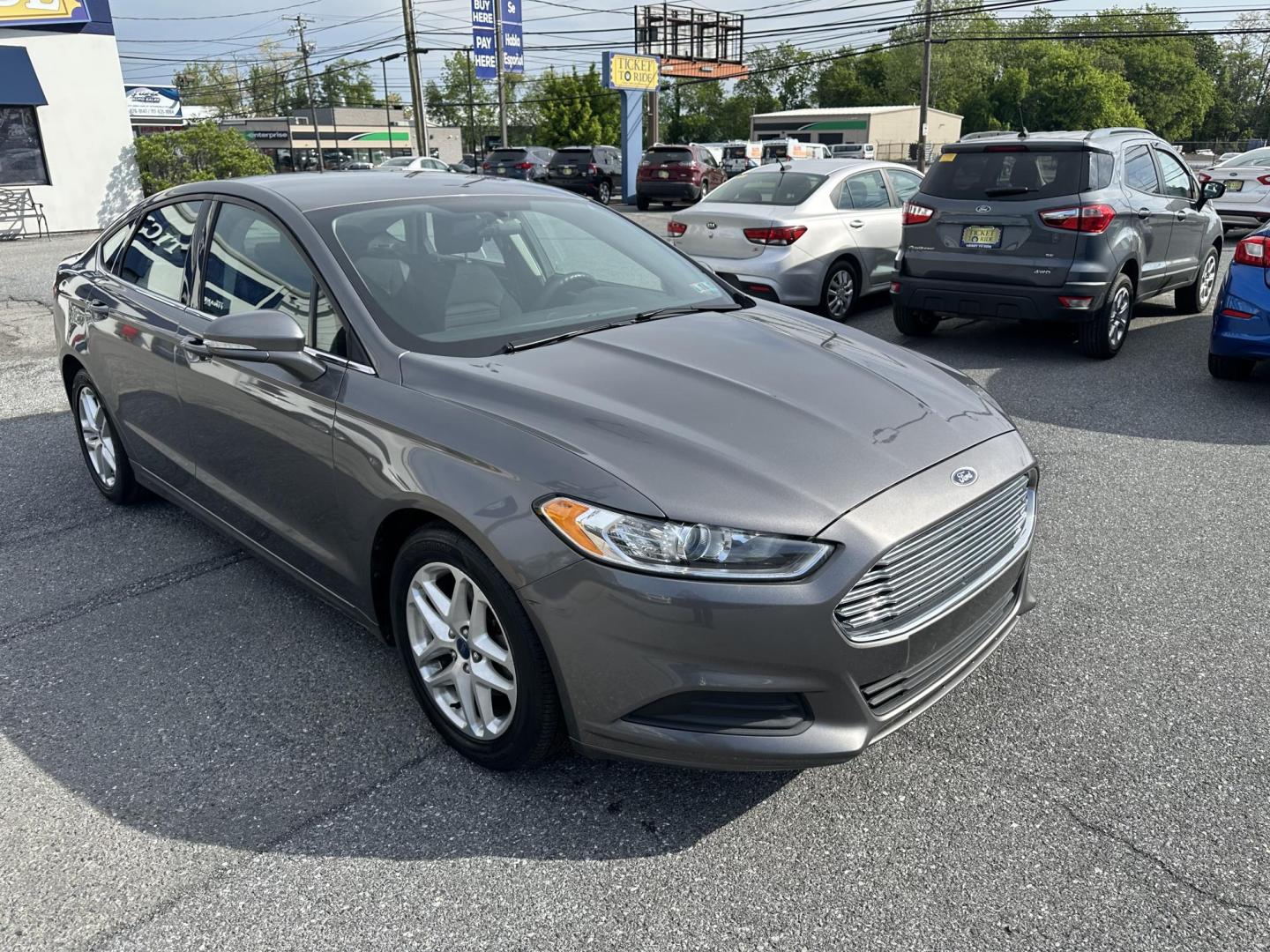 2013 GRAY Ford Fusion SE (3FA6P0H75DR) with an 2.5L L4 DOHC 16V engine, located at 1254 Manheim Pike, Lancaster, PA, 17601, (717) 393-9133, 40.062870, -76.323273- Photo#2