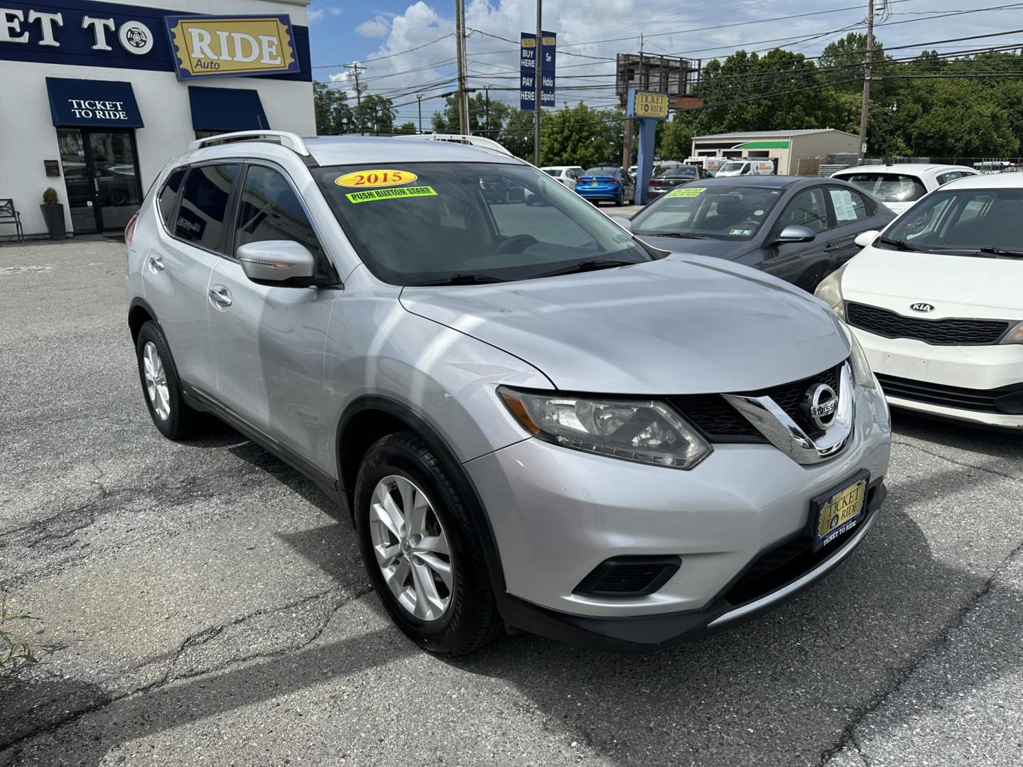 2015 SILVER Nissan Rogue S AWD (KNMAT2MV6FP) with an 2.5L L4 DOHC 16V engine, Continuously Variable Transmission transmission, located at 1254 Manheim Pike, Lancaster, PA, 17601, (717) 393-9133, 40.062870, -76.323273 - Photo#4