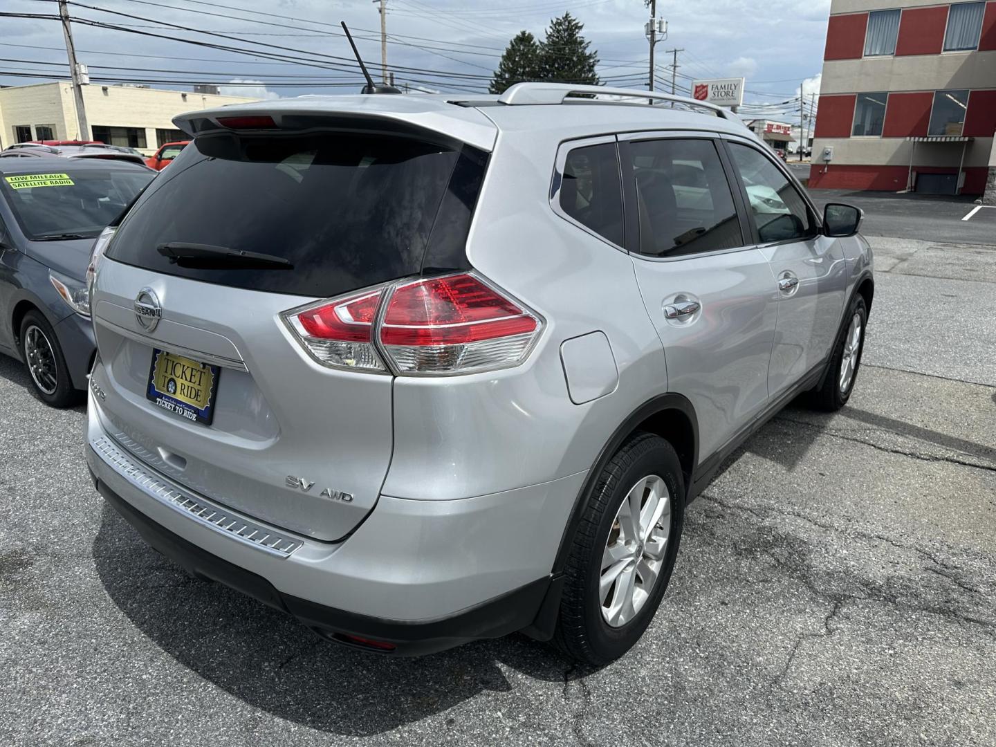 2015 SILVER Nissan Rogue S AWD (KNMAT2MV6FP) with an 2.5L L4 DOHC 16V engine, Continuously Variable Transmission transmission, located at 1254 Manheim Pike, Lancaster, PA, 17601, (717) 393-9133, 40.062870, -76.323273 - Photo#2