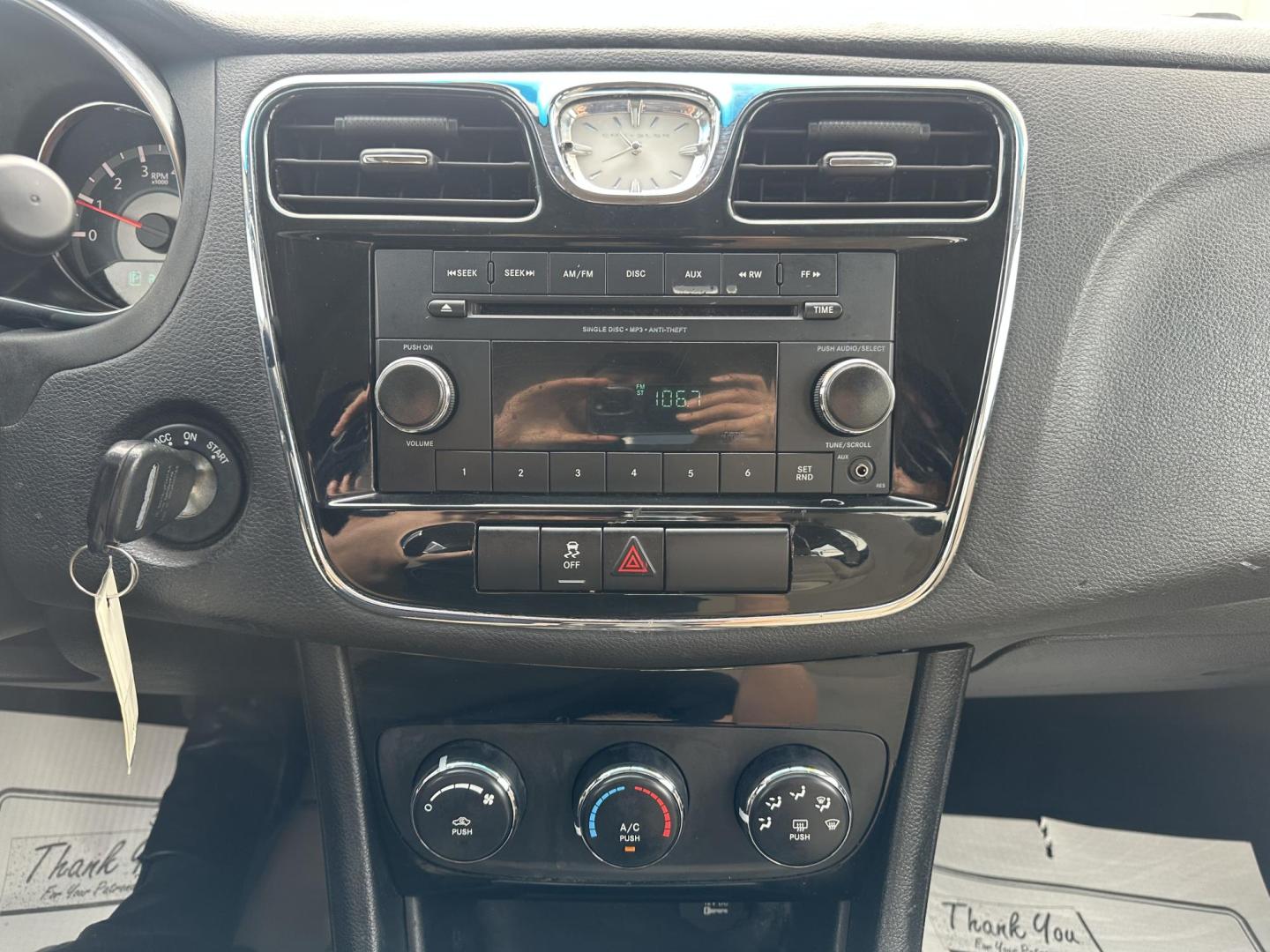 2013 GRAY Chrysler 200 LX (1C3CCBAB9DN) with an 2.4L L4 DOHC 16V engine, 6-Speed Automatic transmission, located at 1254 Manheim Pike, Lancaster, PA, 17601, (717) 393-9133, 40.062870, -76.323273 - Photo#13