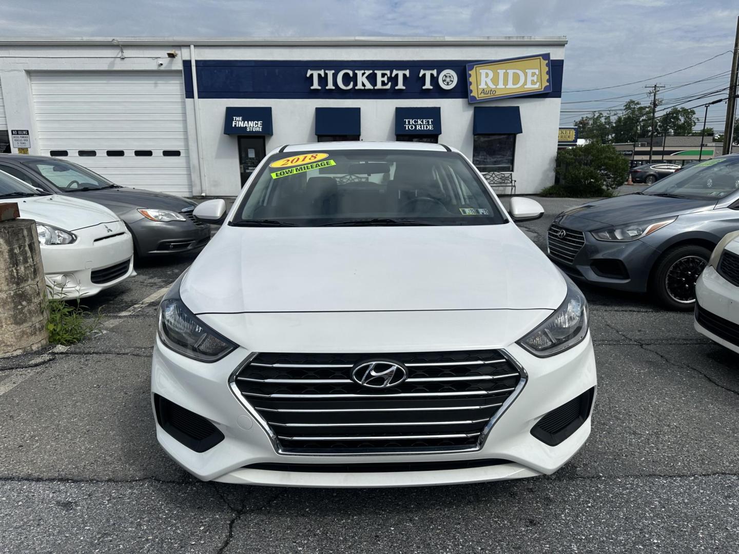 2018 WHITE Hyundai Accent SEL 4-Door 6A (3KPC24A34JE) with an 1.6L L4 DOHC 16V engine, 6A transmission, located at 1254 Manheim Pike, Lancaster, PA, 17601, (717) 393-9133, 40.062870, -76.323273 - Photo#1