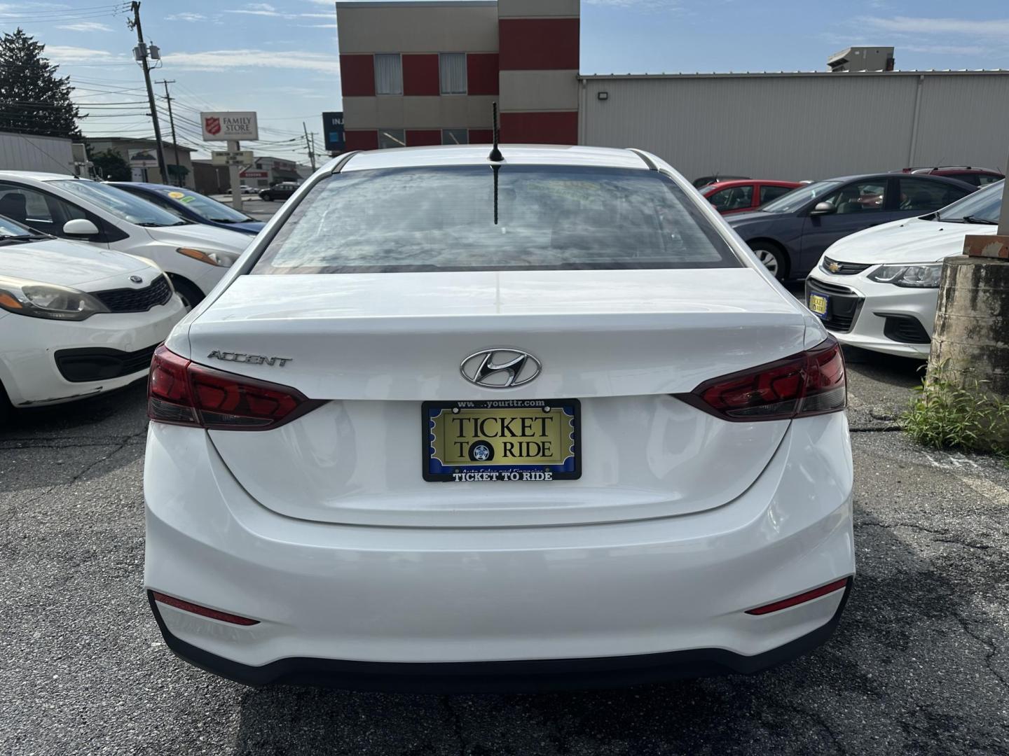 2018 WHITE Hyundai Accent SEL 4-Door 6A (3KPC24A34JE) with an 1.6L L4 DOHC 16V engine, 6A transmission, located at 1254 Manheim Pike, Lancaster, PA, 17601, (717) 393-9133, 40.062870, -76.323273 - Photo#7
