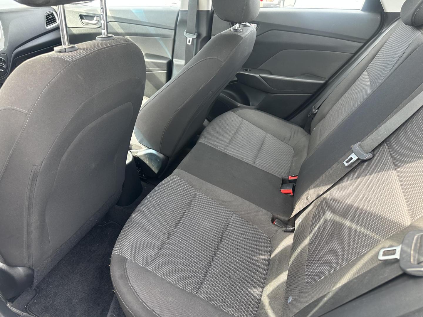 2018 WHITE Hyundai Accent SEL 4-Door 6A (3KPC24A34JE) with an 1.6L L4 DOHC 16V engine, 6A transmission, located at 1254 Manheim Pike, Lancaster, PA, 17601, (717) 393-9133, 40.062870, -76.323273 - Photo#9