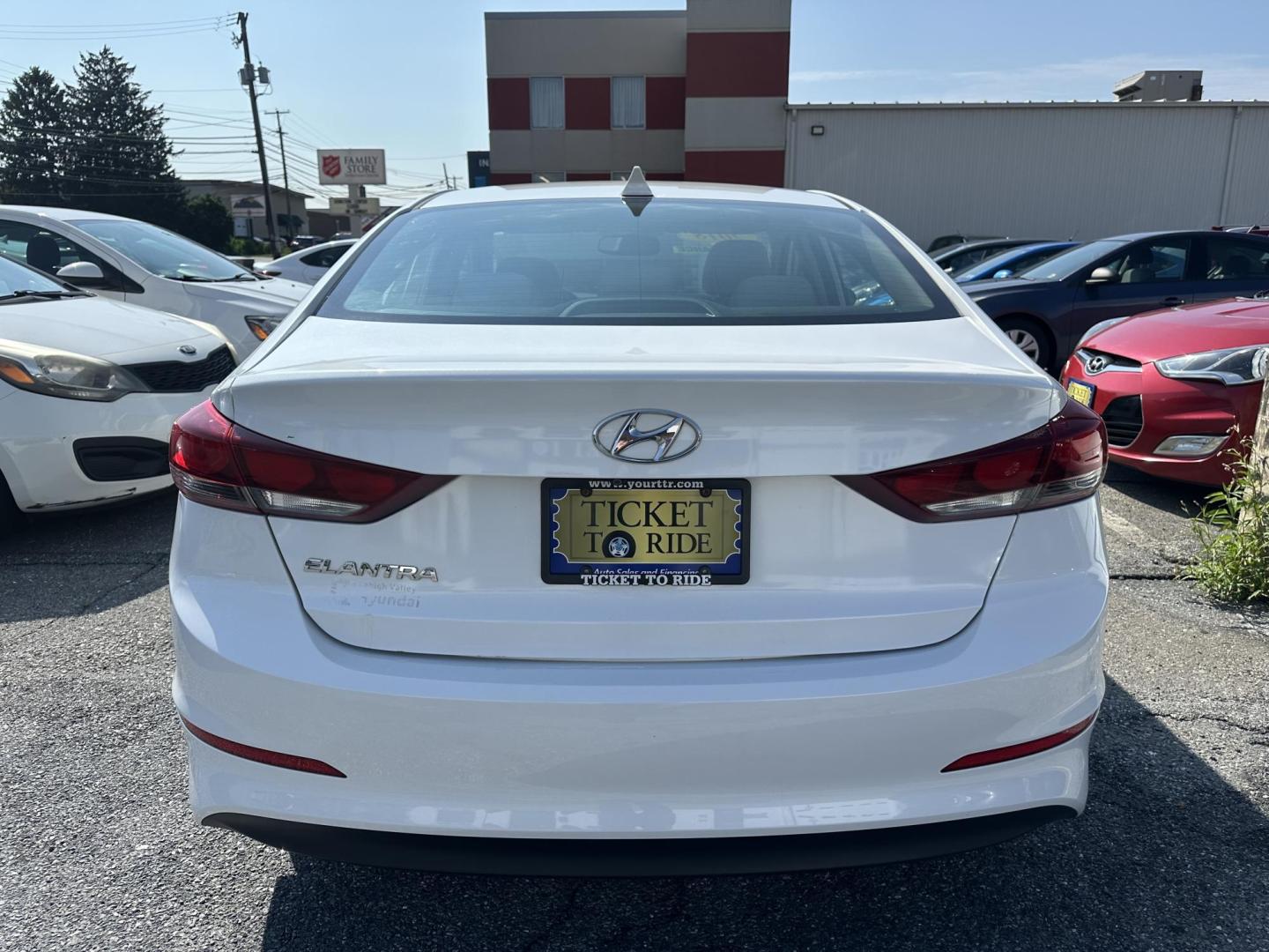 2018 WHITE Hyundai Elantra Limited (5NPD84LF0JH) with an 1.8L L4 DOHC 16V engine, 6A transmission, located at 1254 Manheim Pike, Lancaster, PA, 17601, (717) 393-9133, 40.062870, -76.323273 - Photo#3