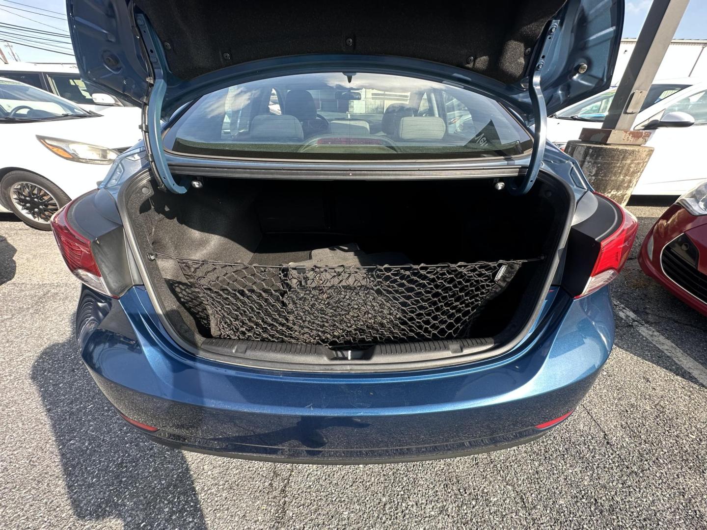 2017 BLUE Hyundai Elantra Limited (KMHD84LF5HU) with an 1.8L L4 DOHC 16V engine, 6A transmission, located at 1254 Manheim Pike, Lancaster, PA, 17601, (717) 393-9133, 40.062870, -76.323273 - Photo#12