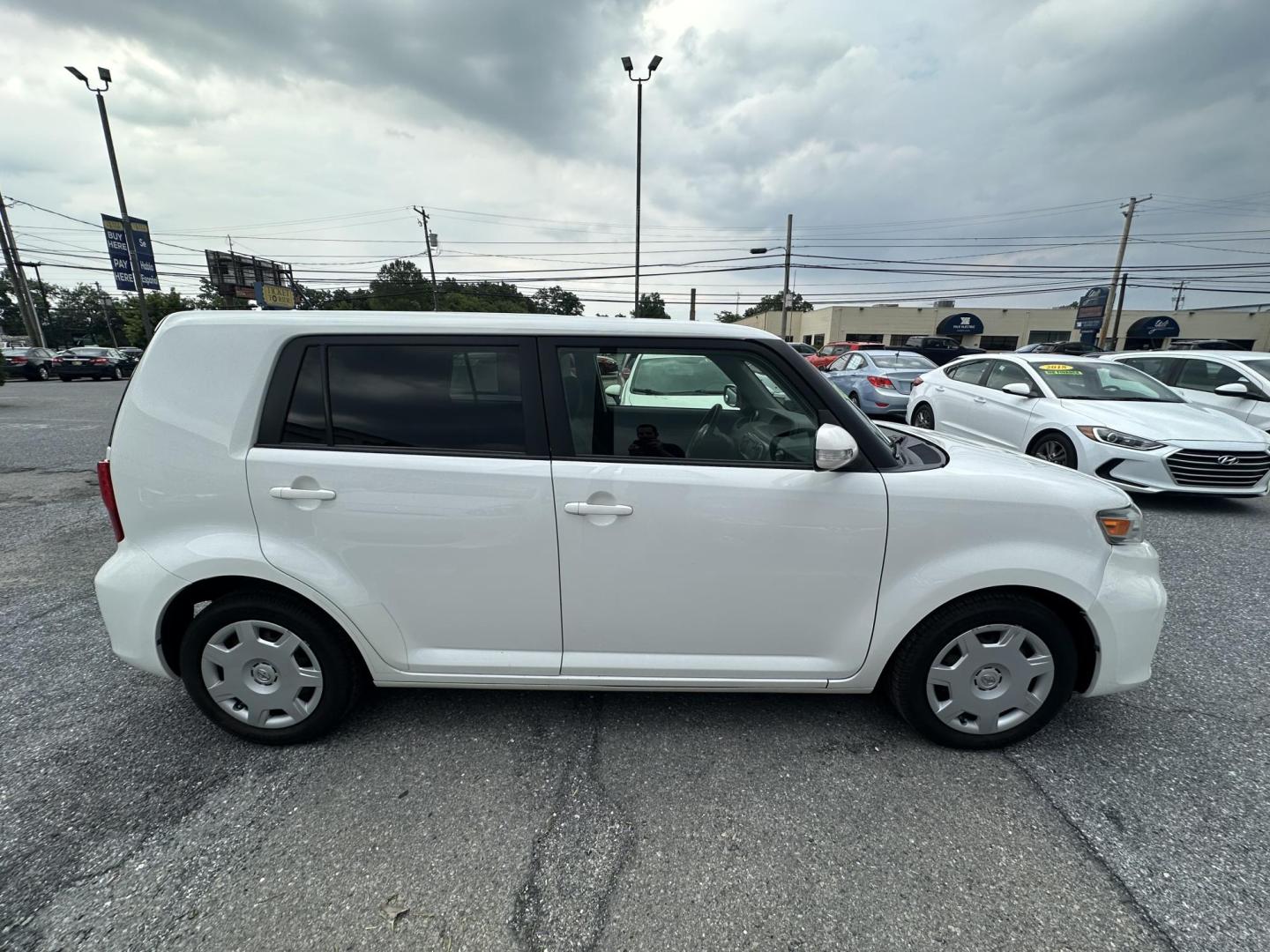 2014 WHITE Scion xB 5-Door Wagon 5-Spd MT (JTLZE4FE5EJ) with an 2.4L L4 DOHC 16V engine, 5-Speed Manual transmission, located at 1254 Manheim Pike, Lancaster, PA, 17601, (717) 393-9133, 40.062870, -76.323273 - Photo#2
