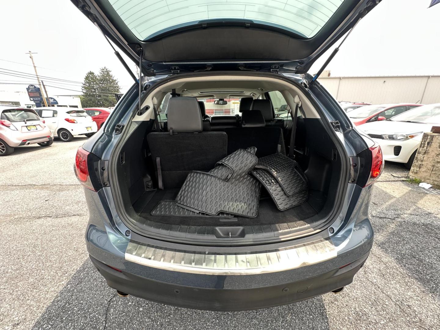 2015 BLUE Mazda CX-9 Grand Touring AWD (JM3TB3DV3F0) with an 3.7L V6 DOHC 24V engine, 6-Speed Automatic transmission, located at 1254 Manheim Pike, Lancaster, PA, 17601, (717) 393-9133, 40.062870, -76.323273 - Photo#13