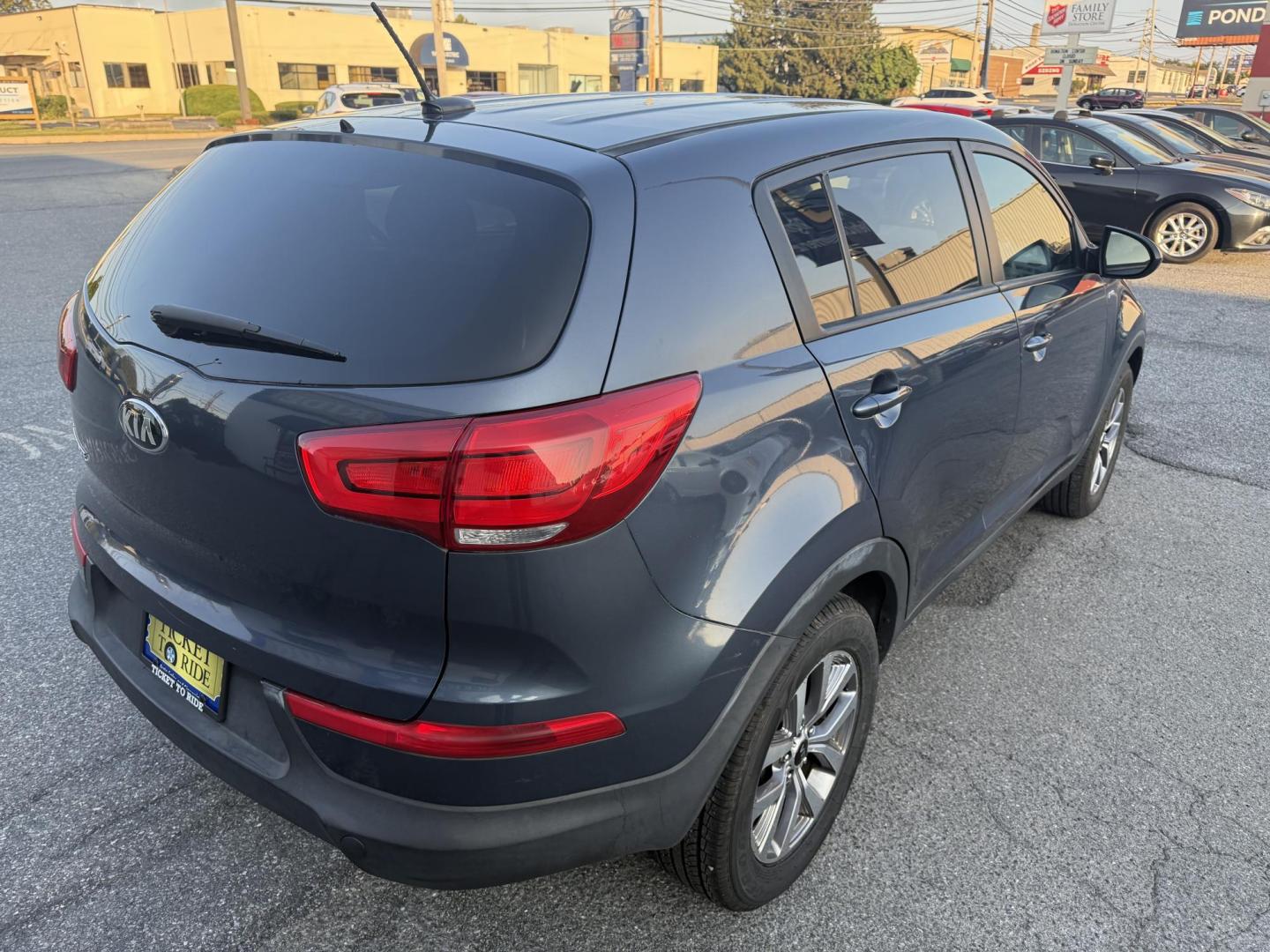 2015 BLUE Kia Sportage LX AWD (KNDPBCACXF7) with an 2.4L V6 DOHC 24V engine, 6-Speed Automatic transmission, located at 1254 Manheim Pike, Lancaster, PA, 17601, (717) 393-9133, 40.062870, -76.323273 - Photo#6
