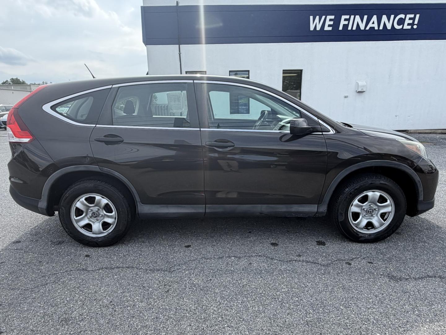 2014 BROWN Honda CR-V LX 4WD 5-Speed AT (2HKRM4H32EH) with an 2.4L L4 DOHC 16V engine, 5-Speed Automatic transmission, located at 1254 Manheim Pike, Lancaster, PA, 17601, (717) 393-9133, 40.062870, -76.323273- Photo#5