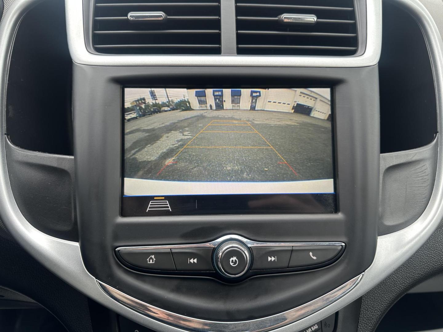 2018 WHITE Chevrolet Sonic FL Auto Hatchback (1G1JG6SG6J4) with an 1.8L L4 DOHC 24V engine, 6A transmission, located at 1254 Manheim Pike, Lancaster, PA, 17601, (717) 393-9133, 40.062870, -76.323273 - Photo#17